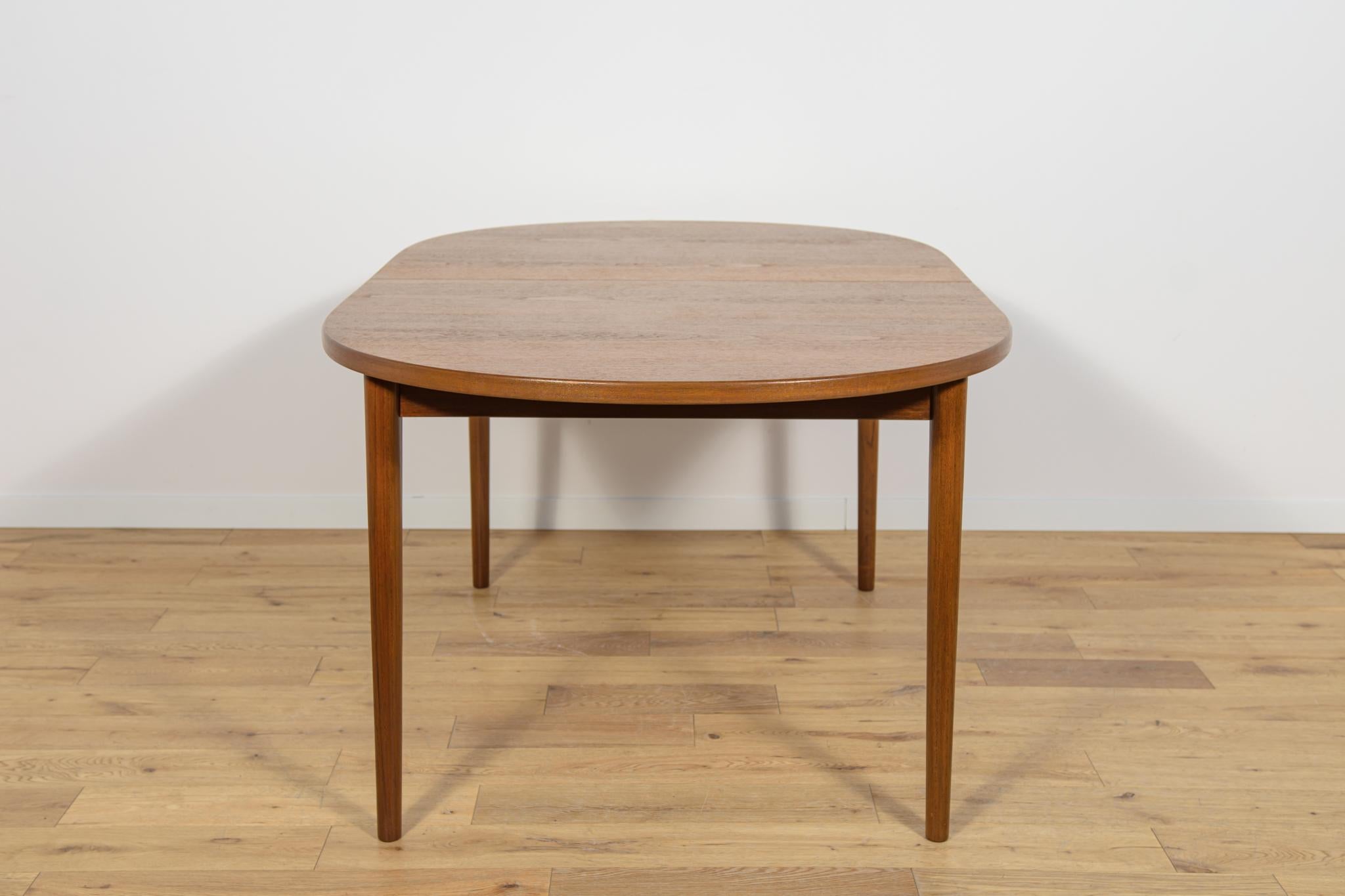 Fin du 20e siècle Table de salle à manger du milieu du siècle dernier par Nils Jonsson Hugo Troeds, Suède, années 1960 en vente