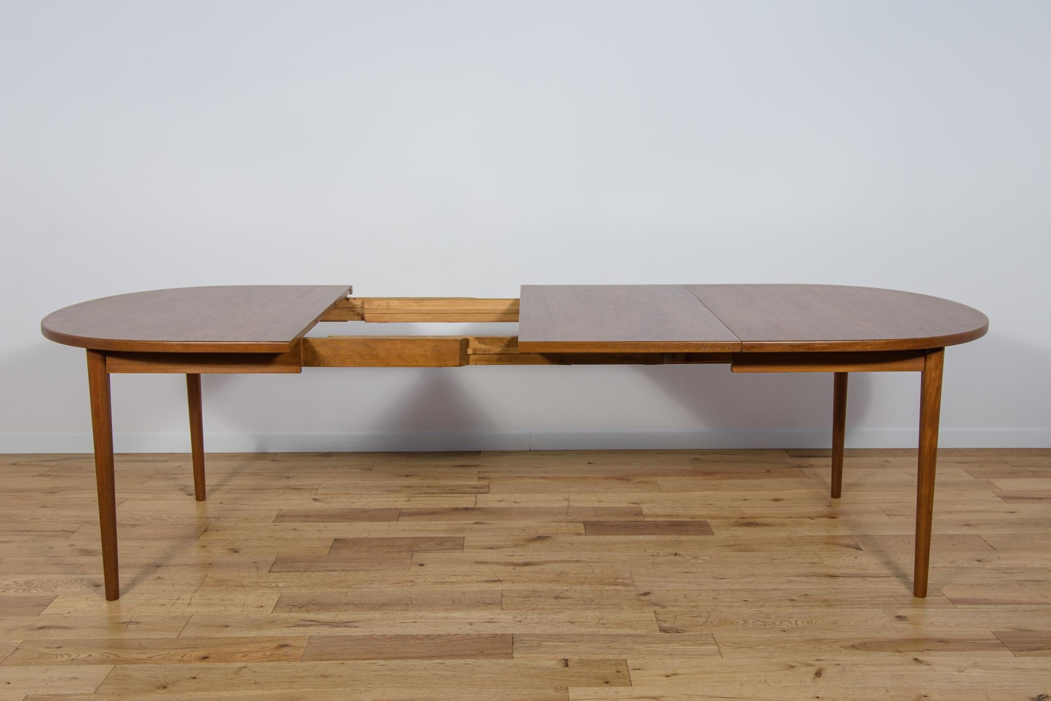 Mid Century Teak Dining Table by Nils Jonsson Hugo Troeds, Sweden, 1960s For Sale 2