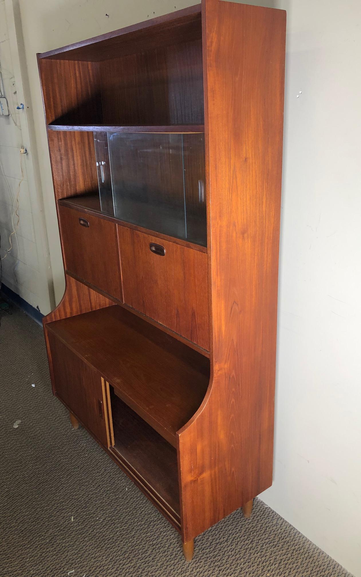 Midcentury Teak Display Cabinet Secretary and Bar by Ellman Furniture For Sale 6