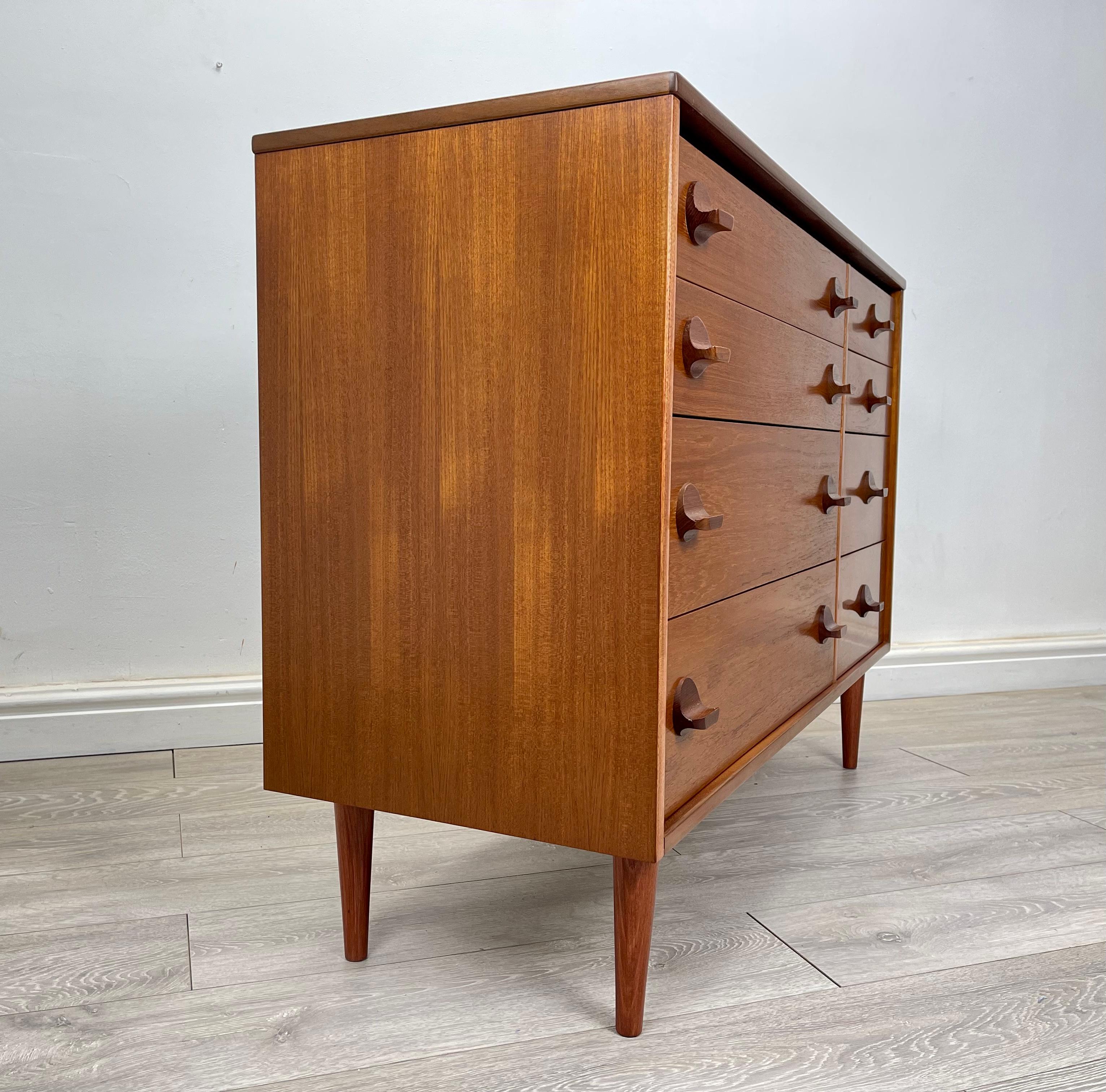 Midcentury Teak Double Chest of Drawers In Excellent Condition In Hull, GB