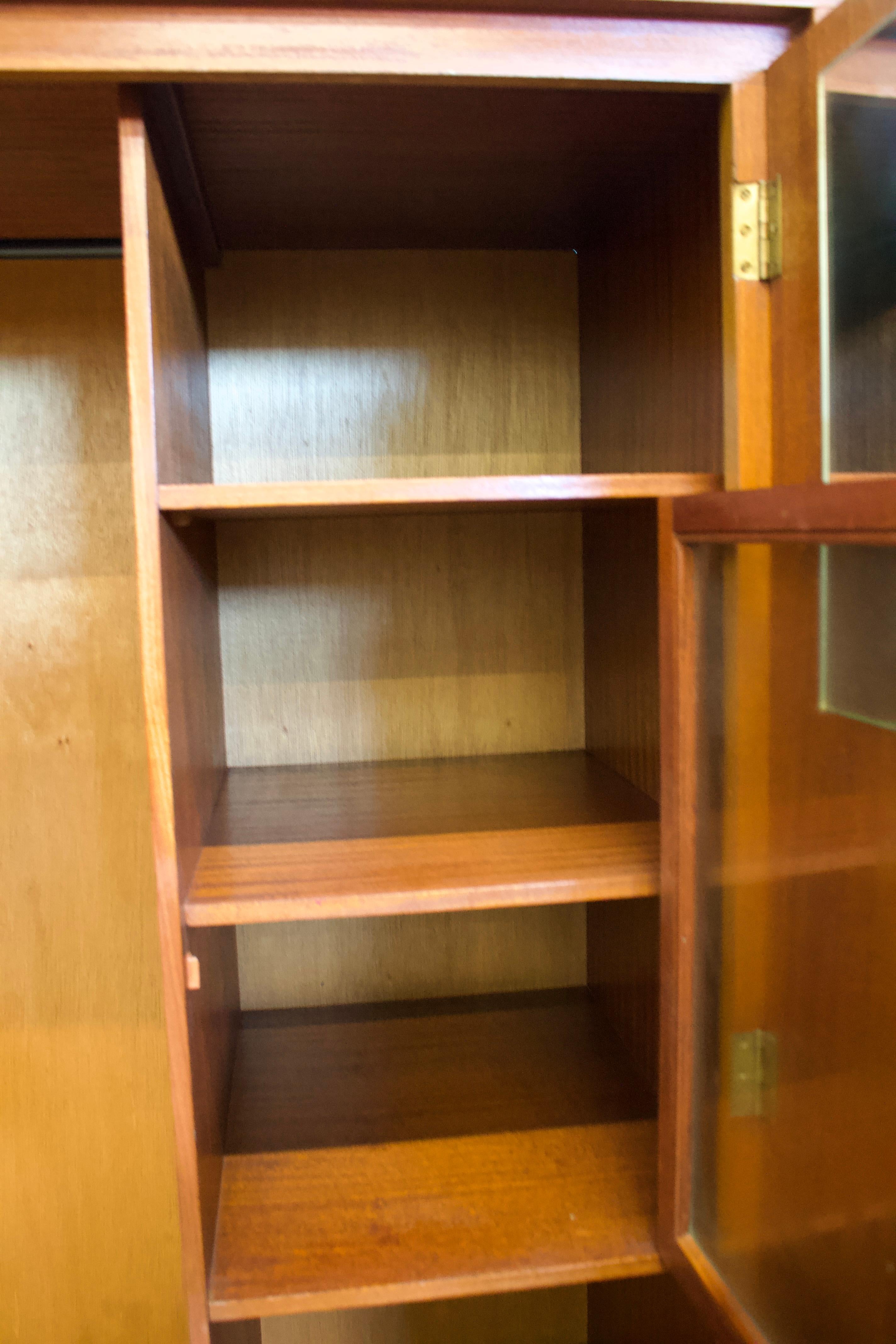 Teak Armadio a due ante in teak del Mid Century di Wrighton, anni '60 in vendita
