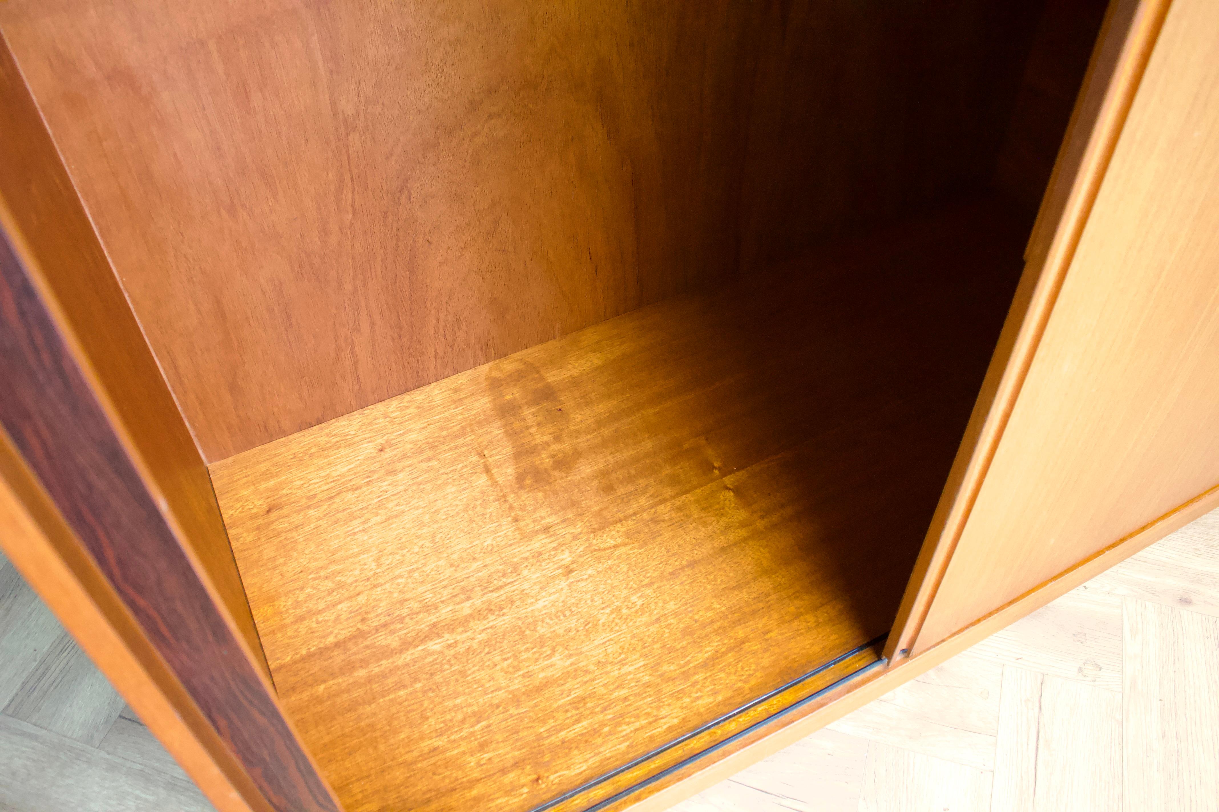 Mid Century Teak Double Sliding Door Wardrobe from Austinsuite, 1960s 3