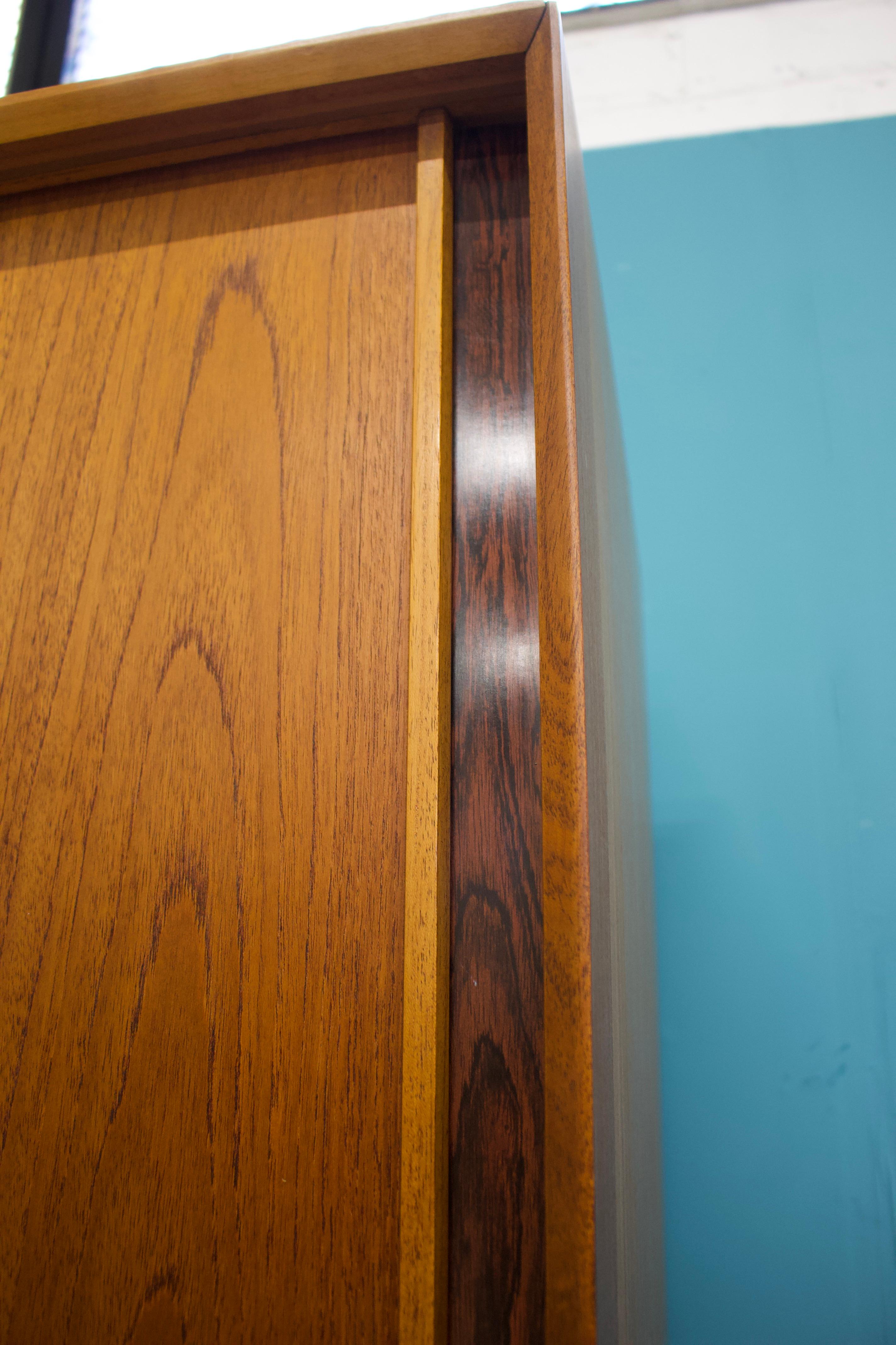 Mid Century Teak Double Sliding Door Wardrobe from Austinsuite, 1960s In Good Condition In South Shields, GB