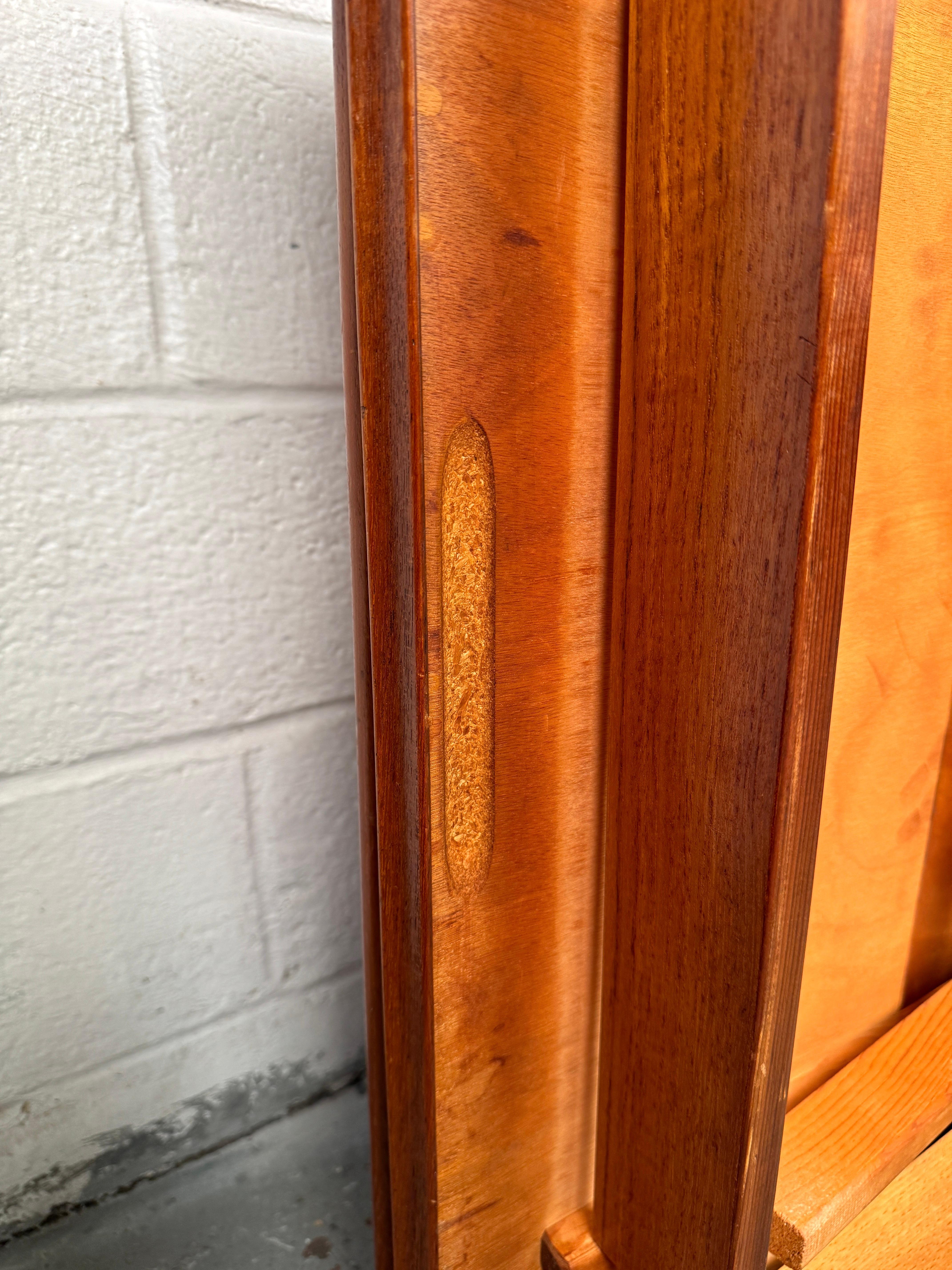 Mid-Century Teak Draw Leaf Table Made in Denmark For Sale 8