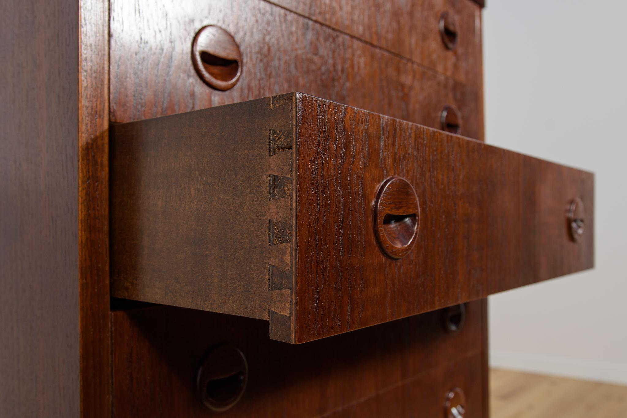Comò in teak di metà secolo, Danimarca, anni '60 in vendita 3