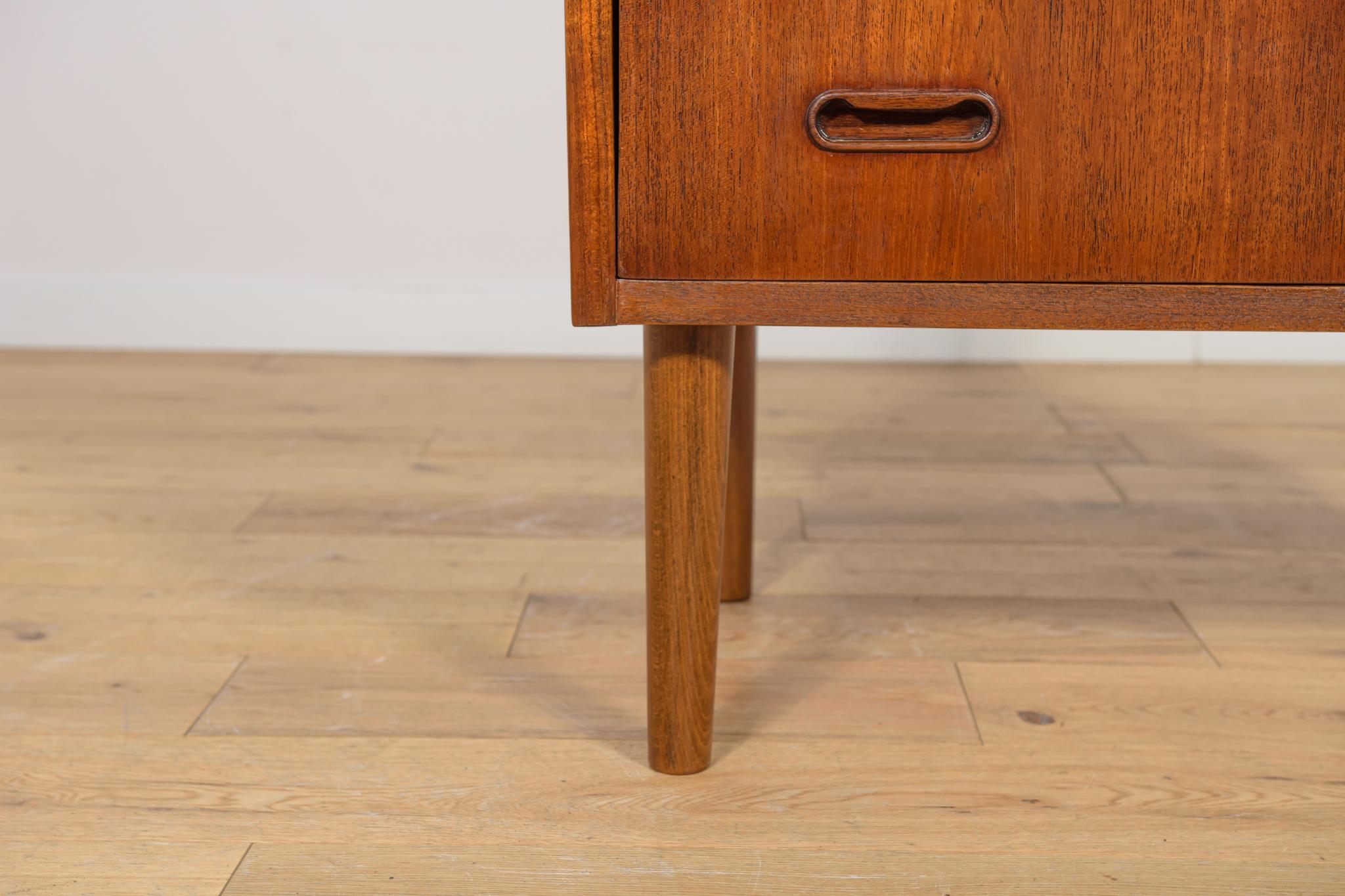 Mid-Century Teak Dresser, Denmark, 1960s For Sale 4
