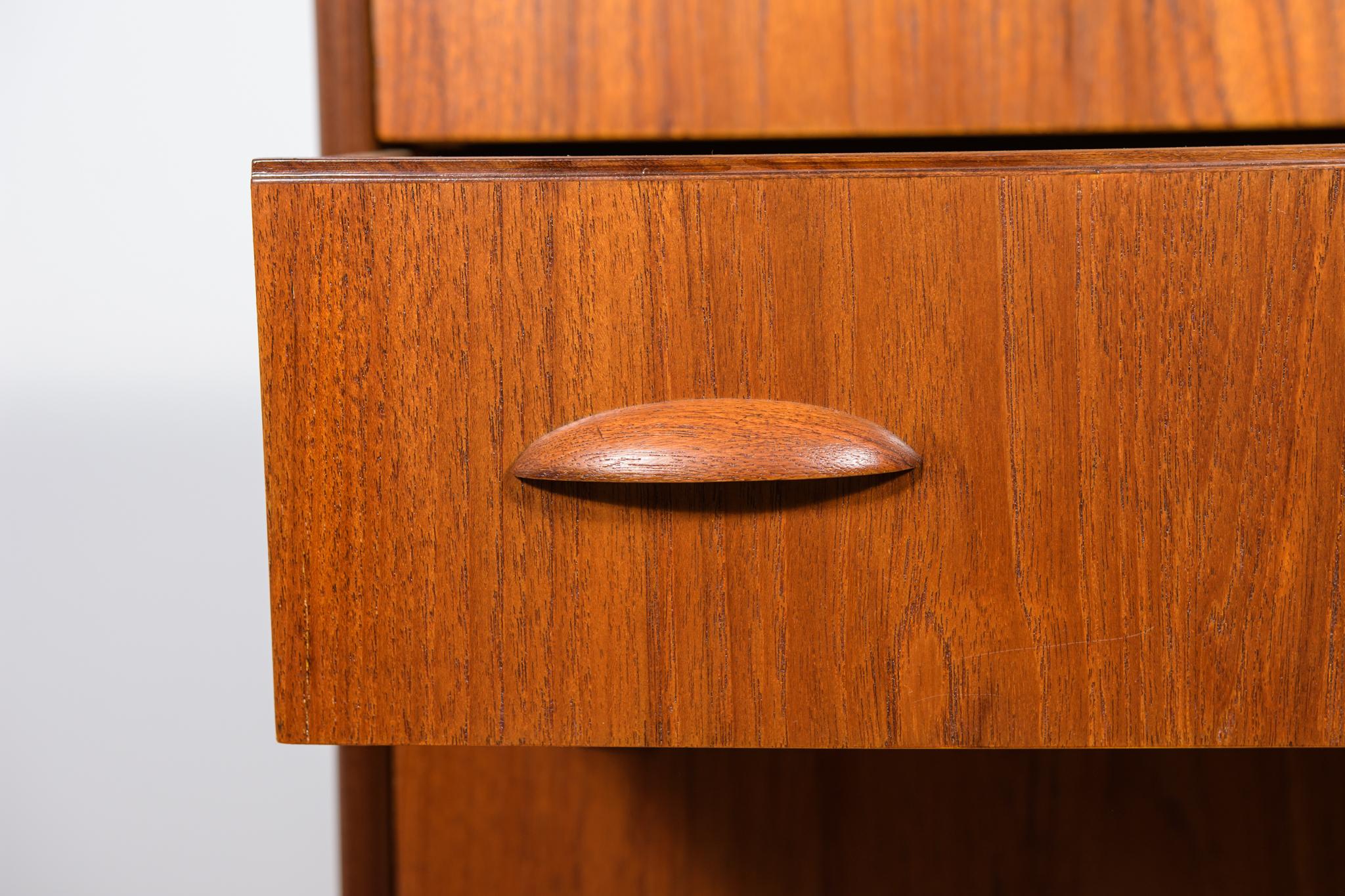 Mid-Century Teak Dresser, Denmark, 1960s For Sale 6