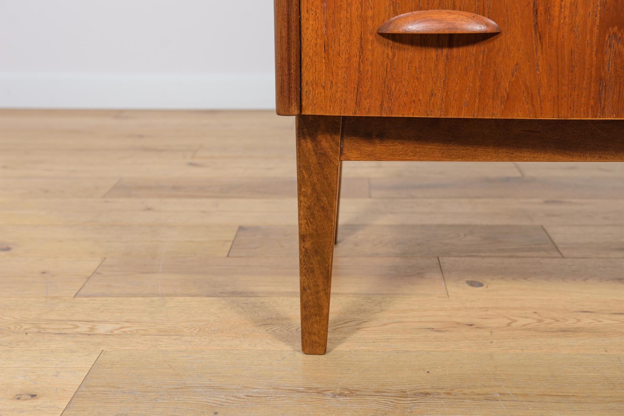 Mid-Century Teak Dresser, Denmark, 1960s For Sale 8