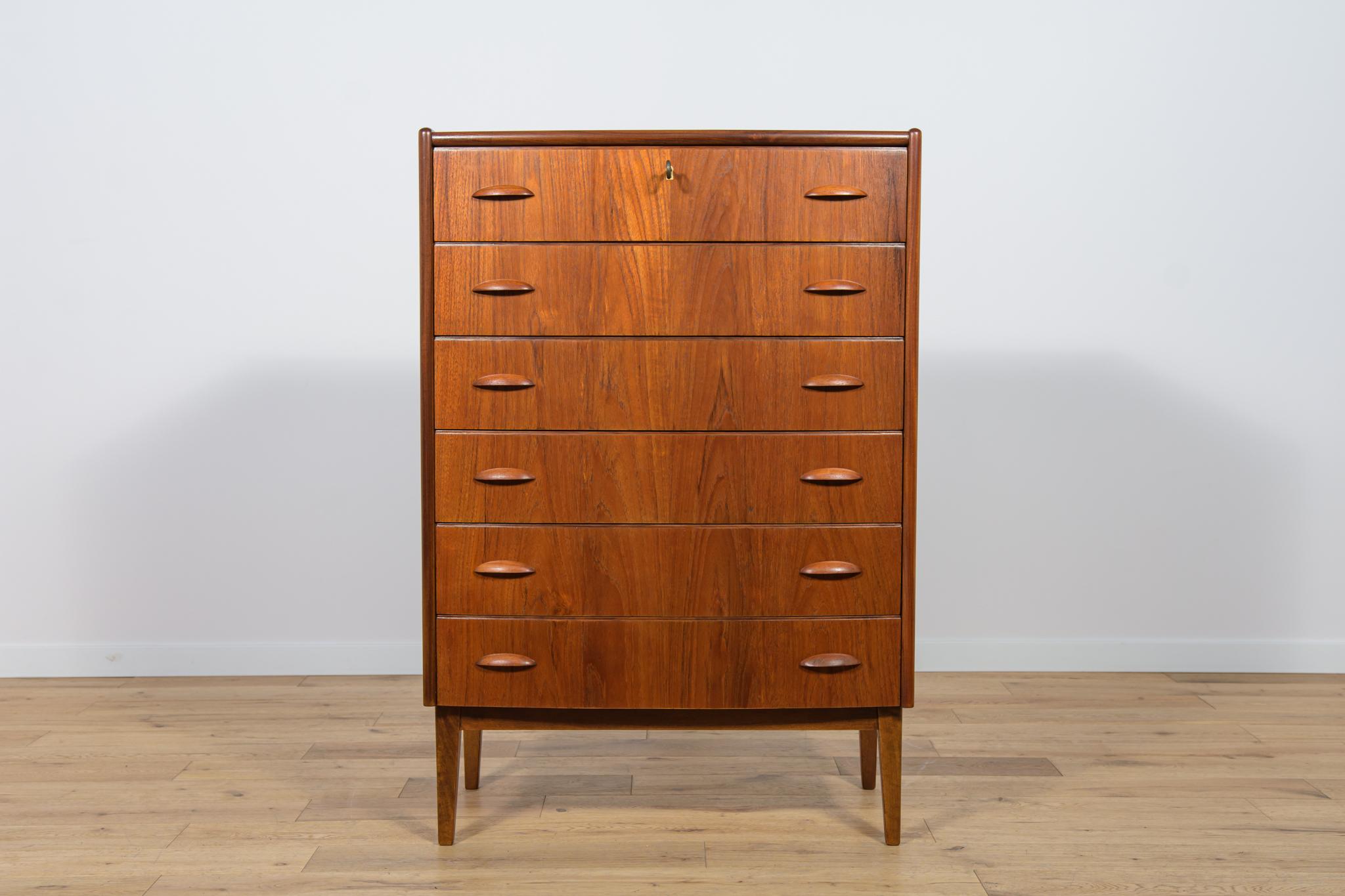 Mid-Century Modern Mid-Century Teak Dresser, Denmark, 1960s For Sale