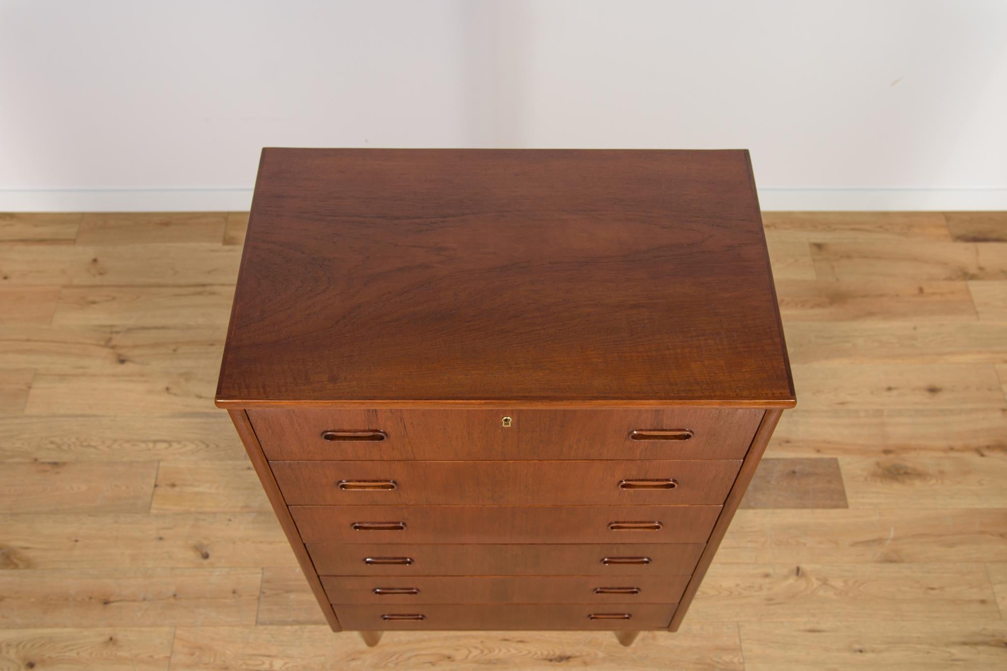 Mid-Century Modern Mid-Century Teak Dresser, Denmark, 1960s For Sale