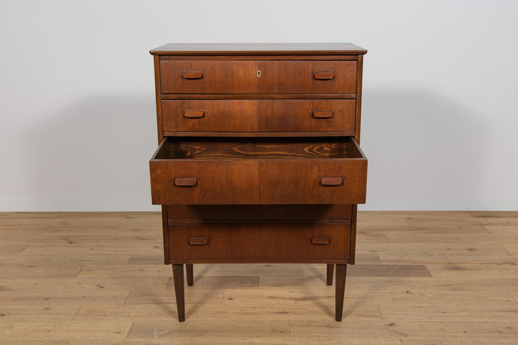 Comò in teak di metà secolo, Danimarca, anni '60 in vendita 1
