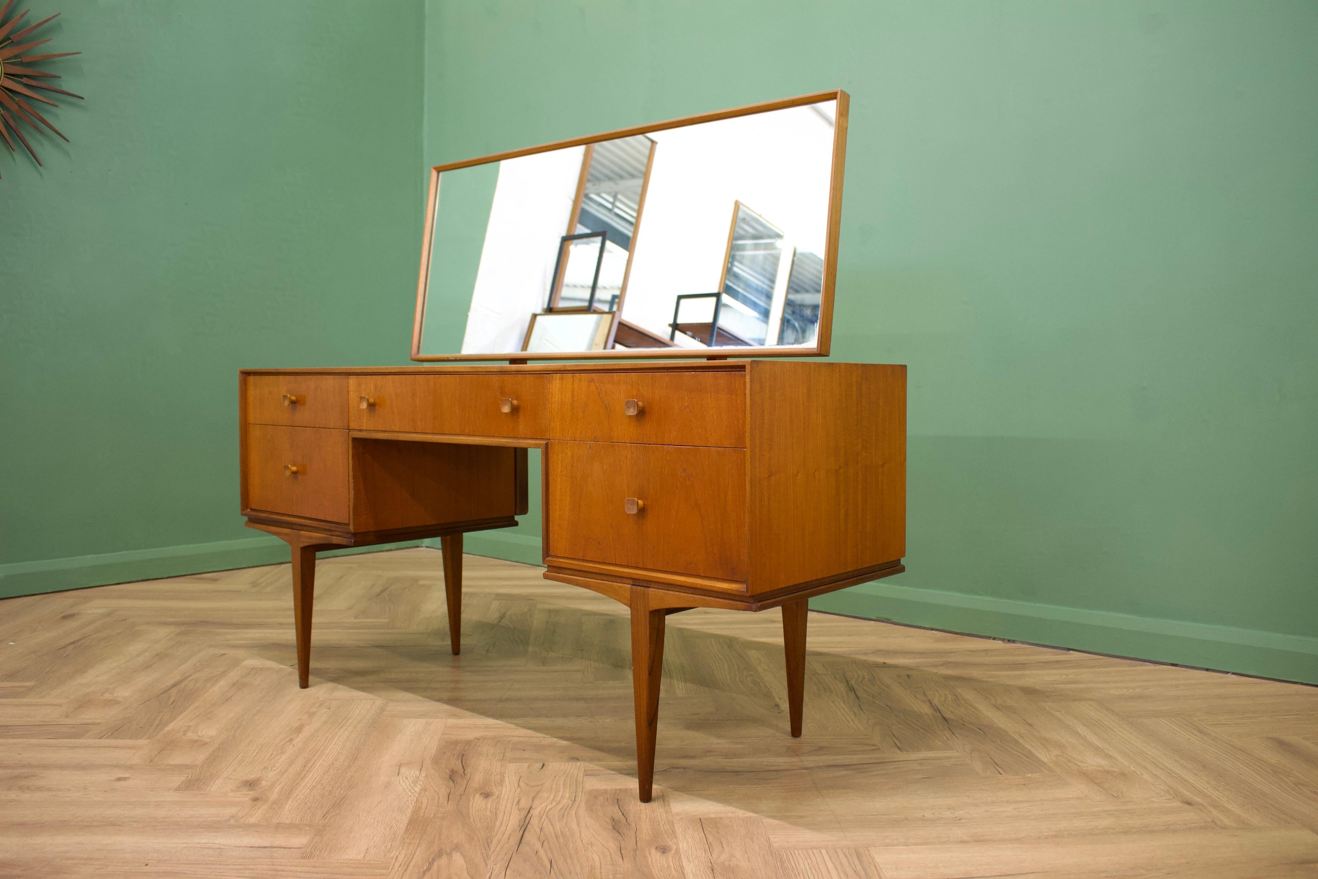 Mid-Century Teak Dressing Table and Stool from McIntosh, 1960s In Good Condition In South Shields, GB