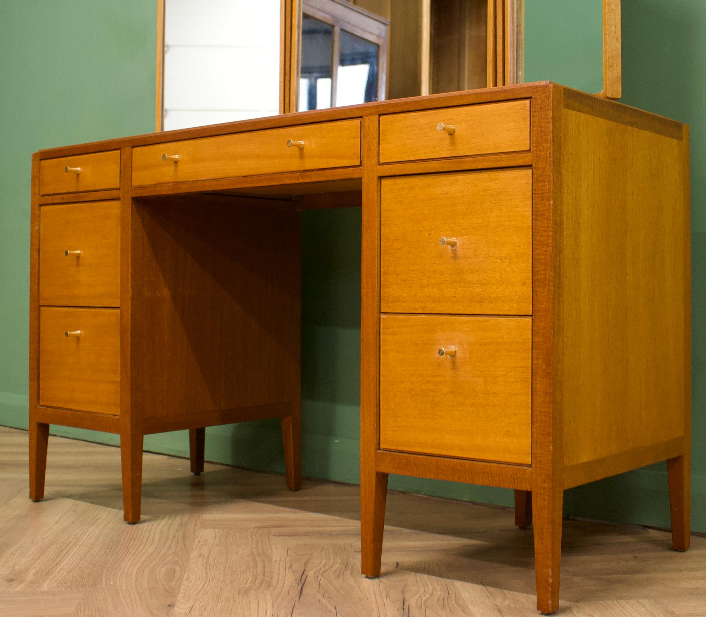 British Mid Century Teak Dressing Table by Heals from Loughborough, 1960s
