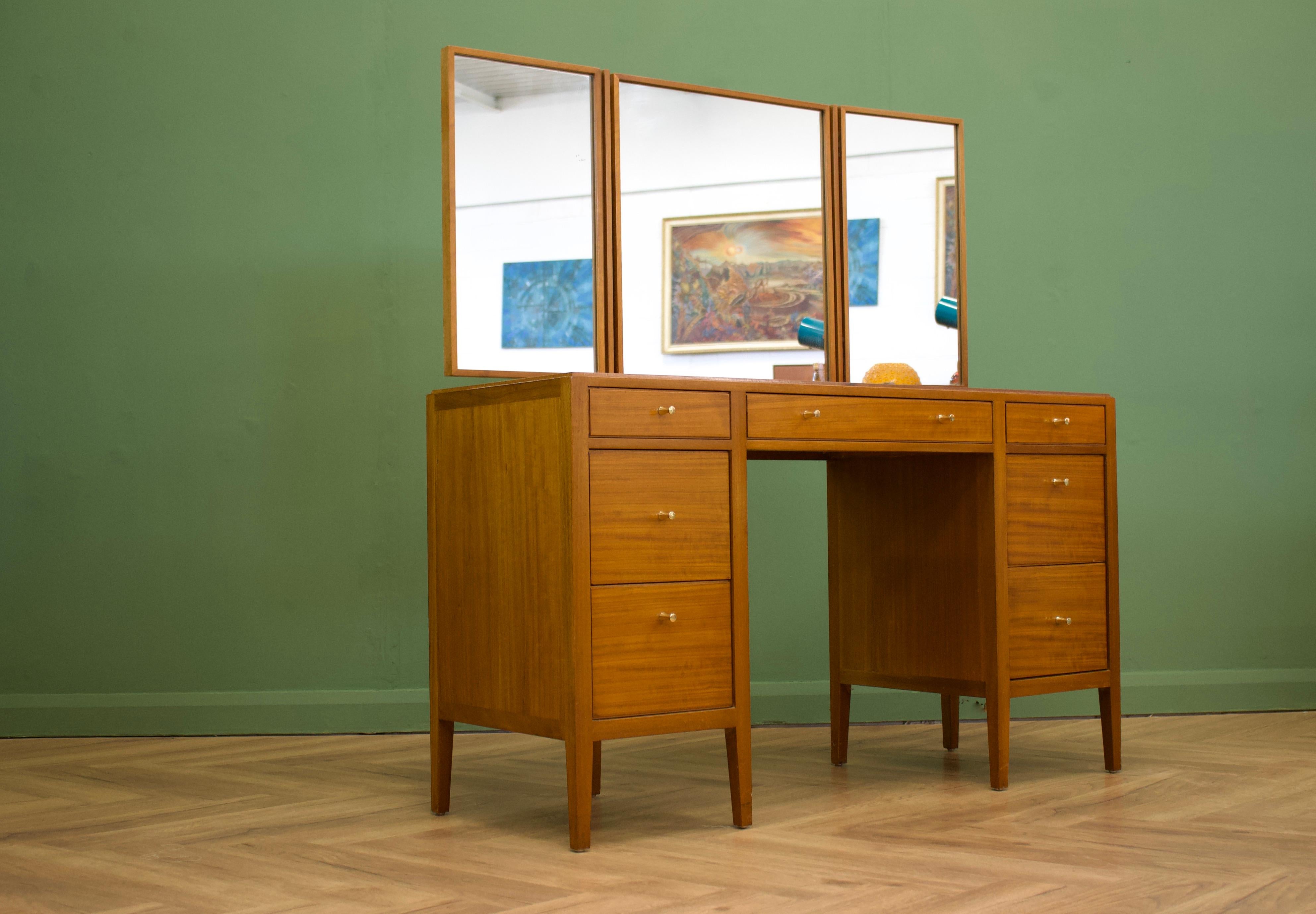 Mid-Century Teak Dressing Table by Heals from Loughborough, 1960s 1