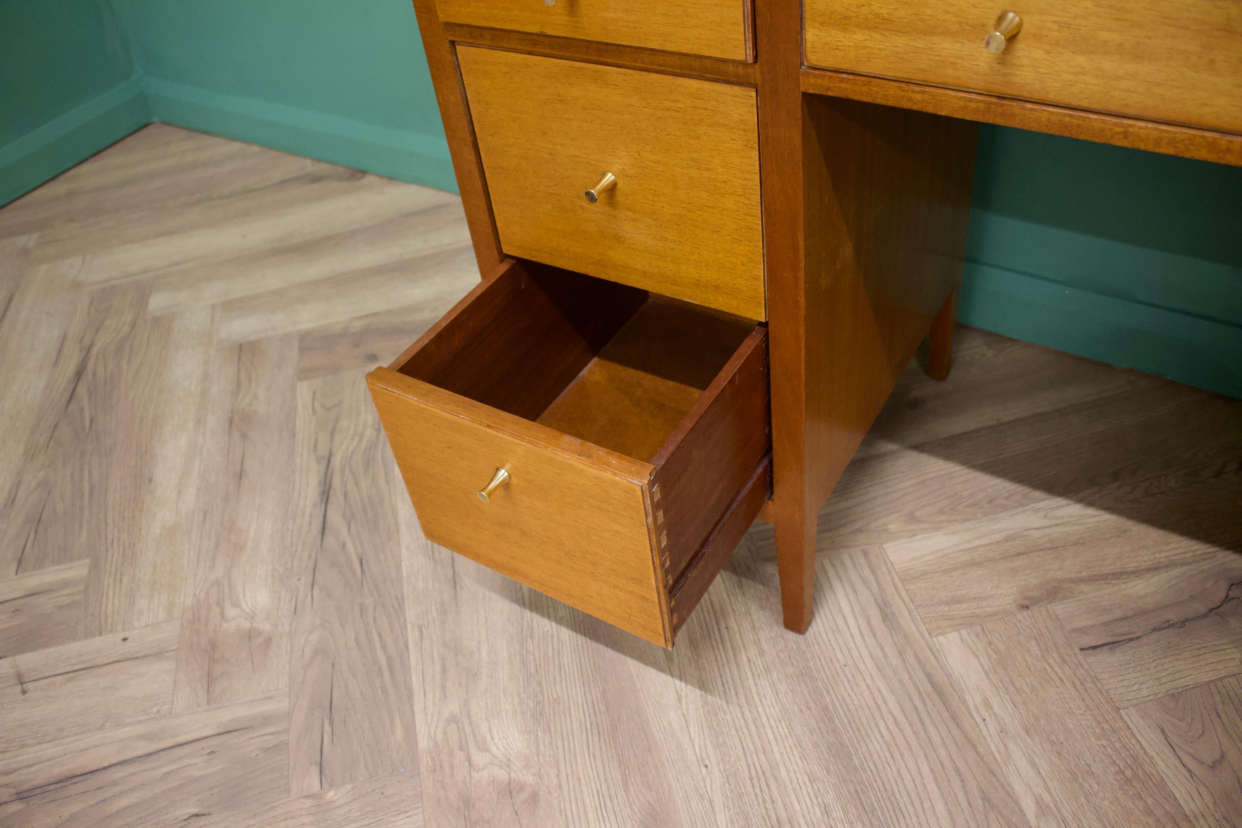 Mid Century Teak Dressing Table by Heals from Loughborough, 1960s 2