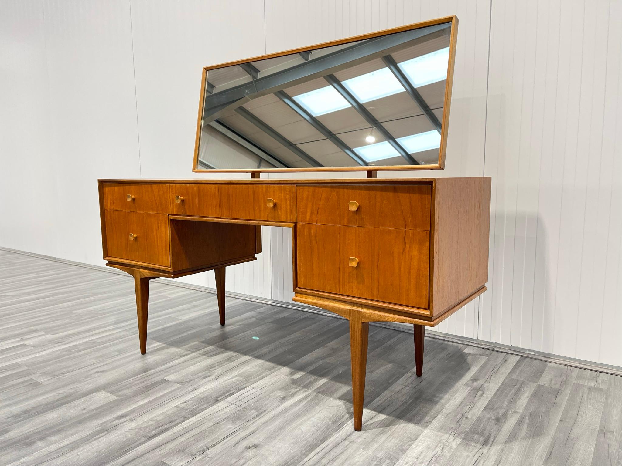 Mid-Century Teak Dressing Table by McIntosh of Kirkcaldy 1