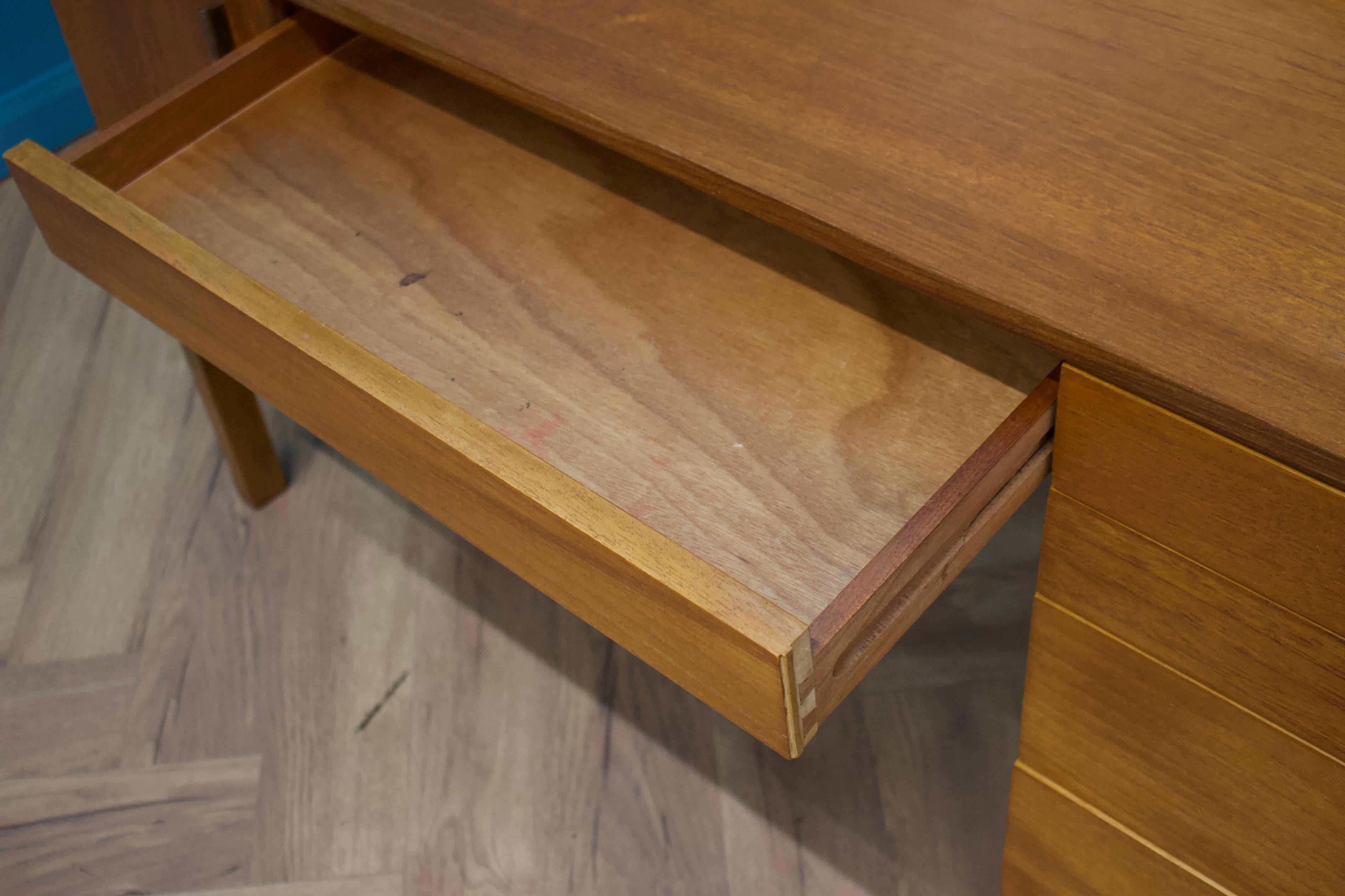 Mid-Century Teak Dressing Table from Beithcraft, 1960s 1