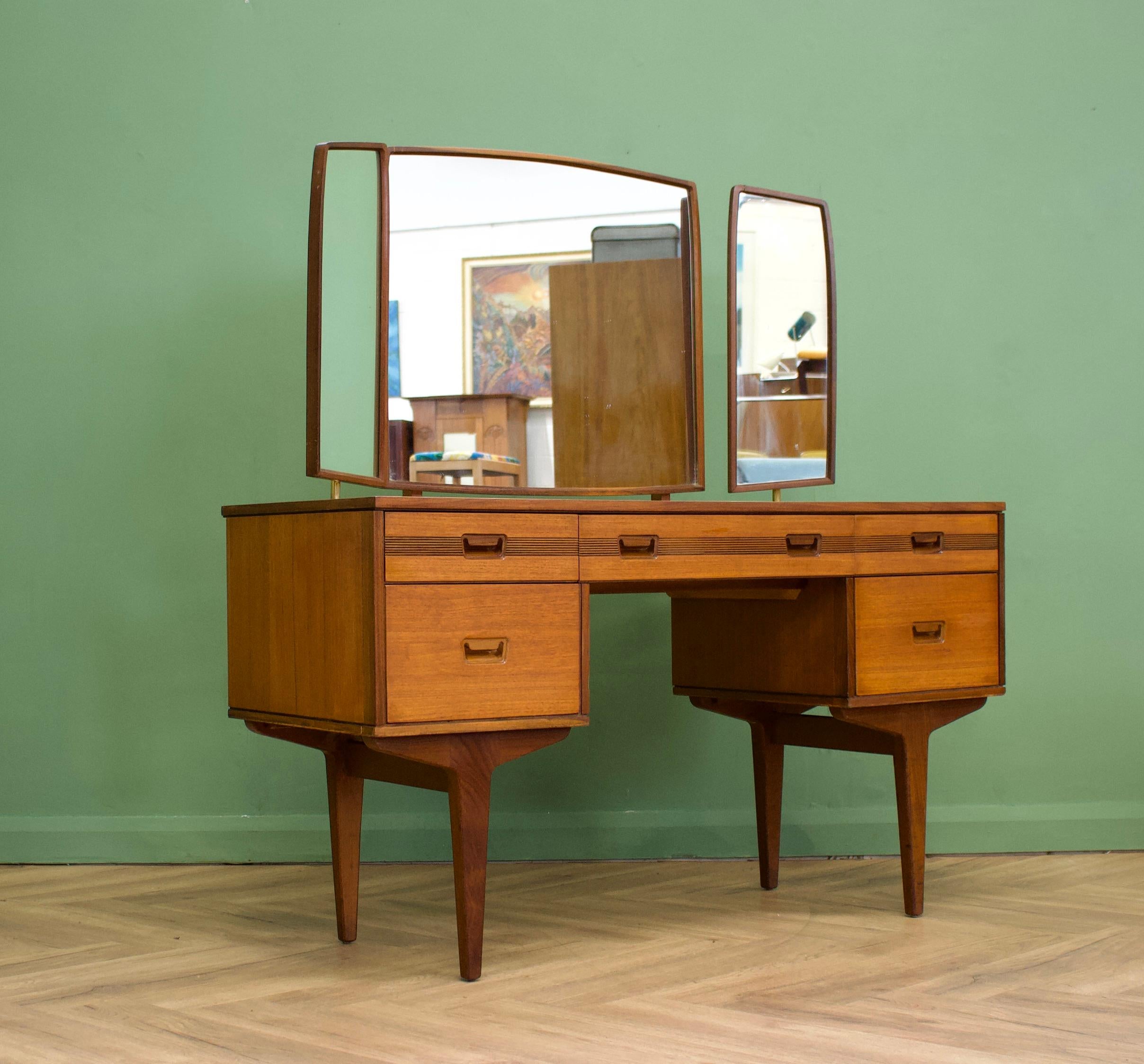 1960s dressing table