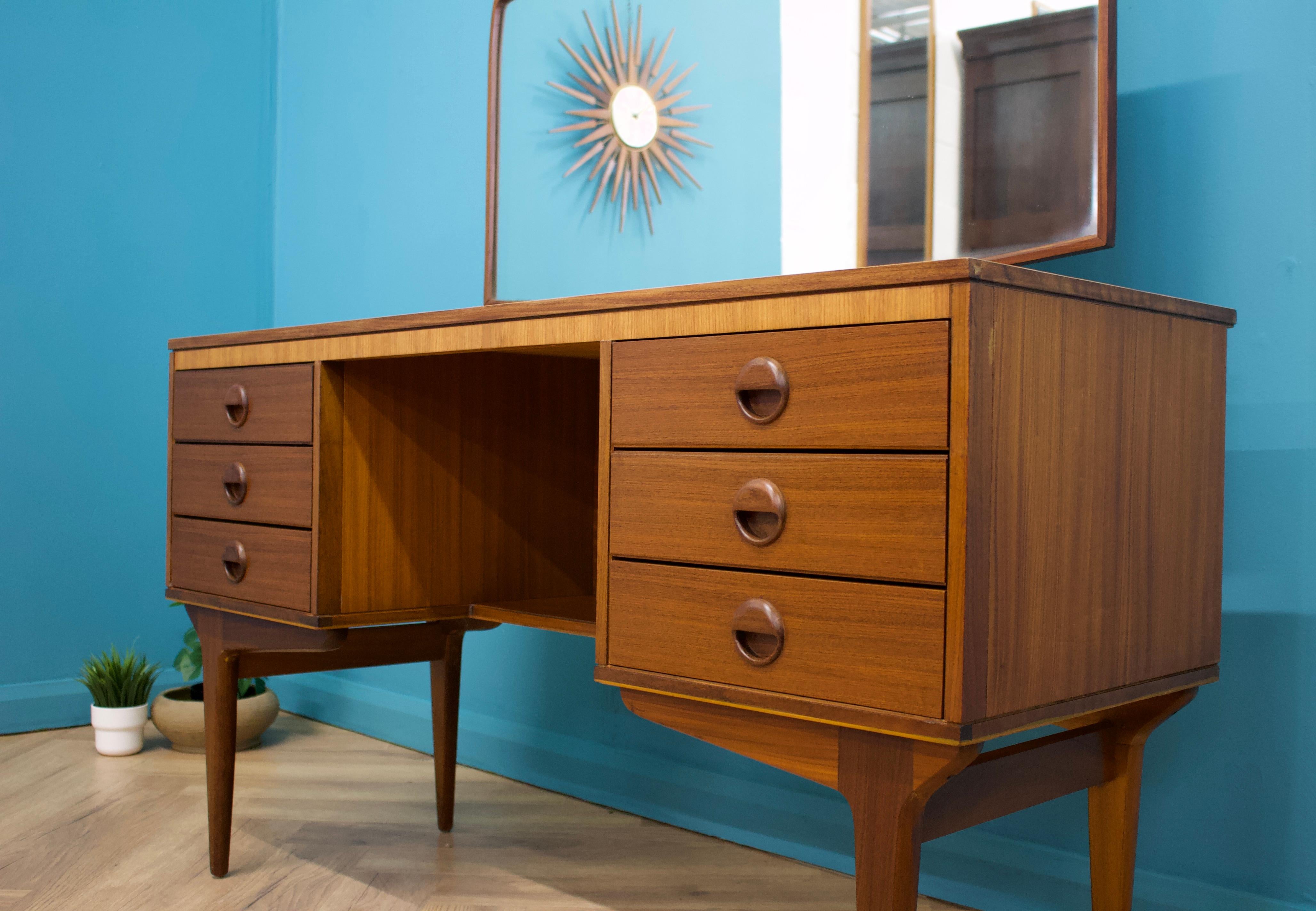Veneer Mid-Century Teak Dressing Table from Butilux, 1960s
