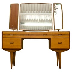 Mid-Century-Schminktisch aus Teakholz von Butilux, 1960er Jahre