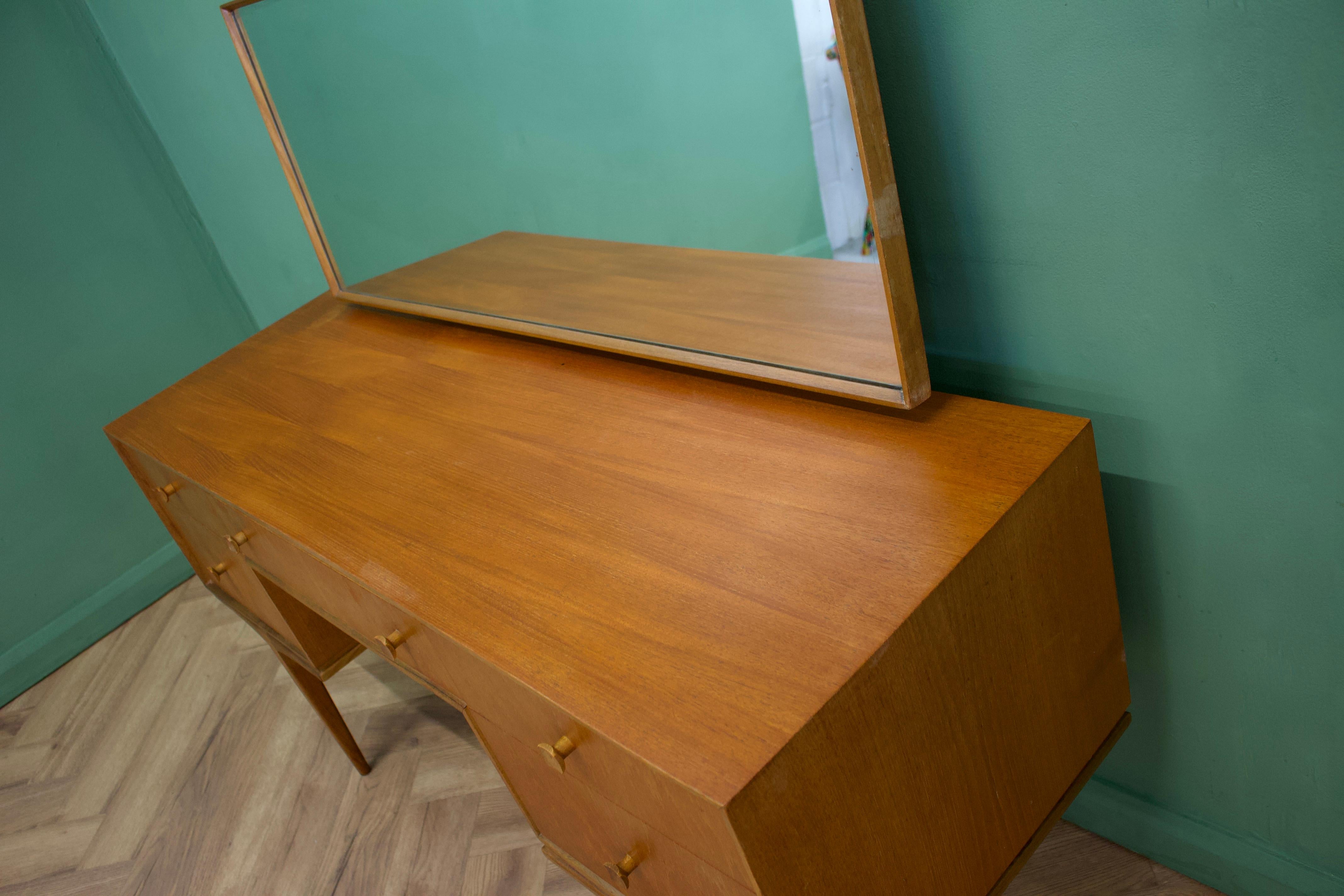 Mid-Century Teak Dressing Table from McIntosh, 1960s In Good Condition For Sale In South Shields, GB