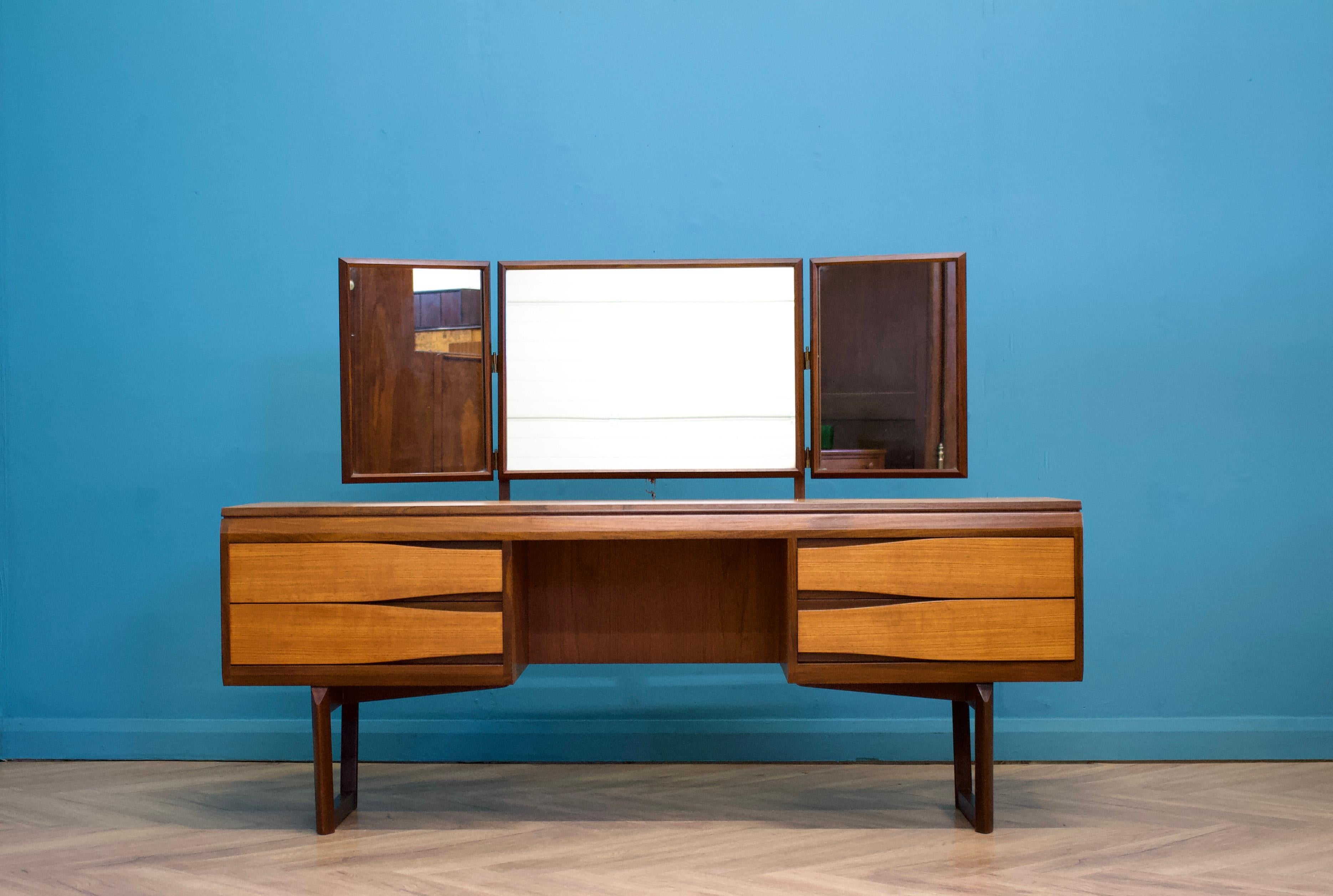 Mid-Century Modern Mid Century Teak Dressing Table from White & Newton, 1960s