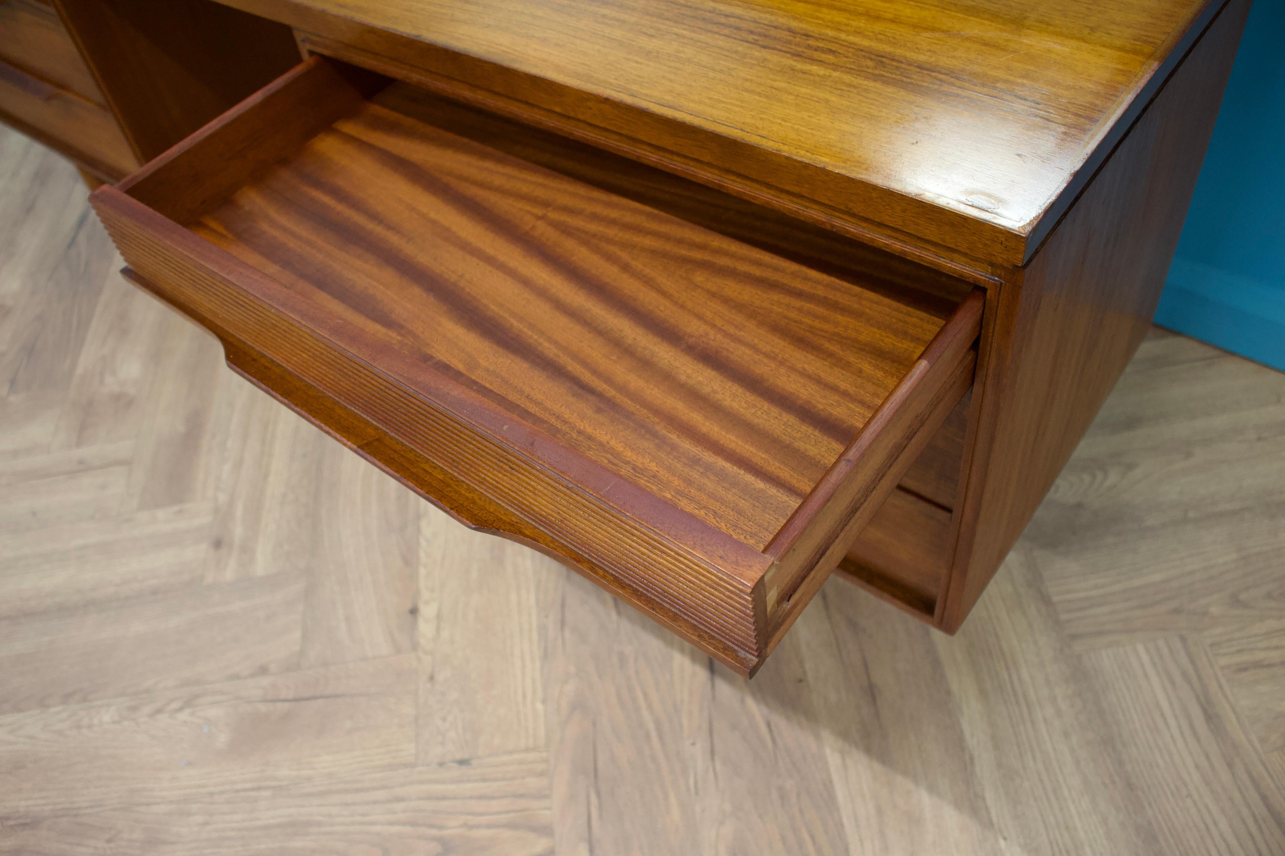 Mid Century Teak Dressing Table from White & Newton, 1960s For Sale 2