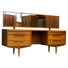 Mid Century Teak Frisiertisch von White & Newton, 1960er Jahre