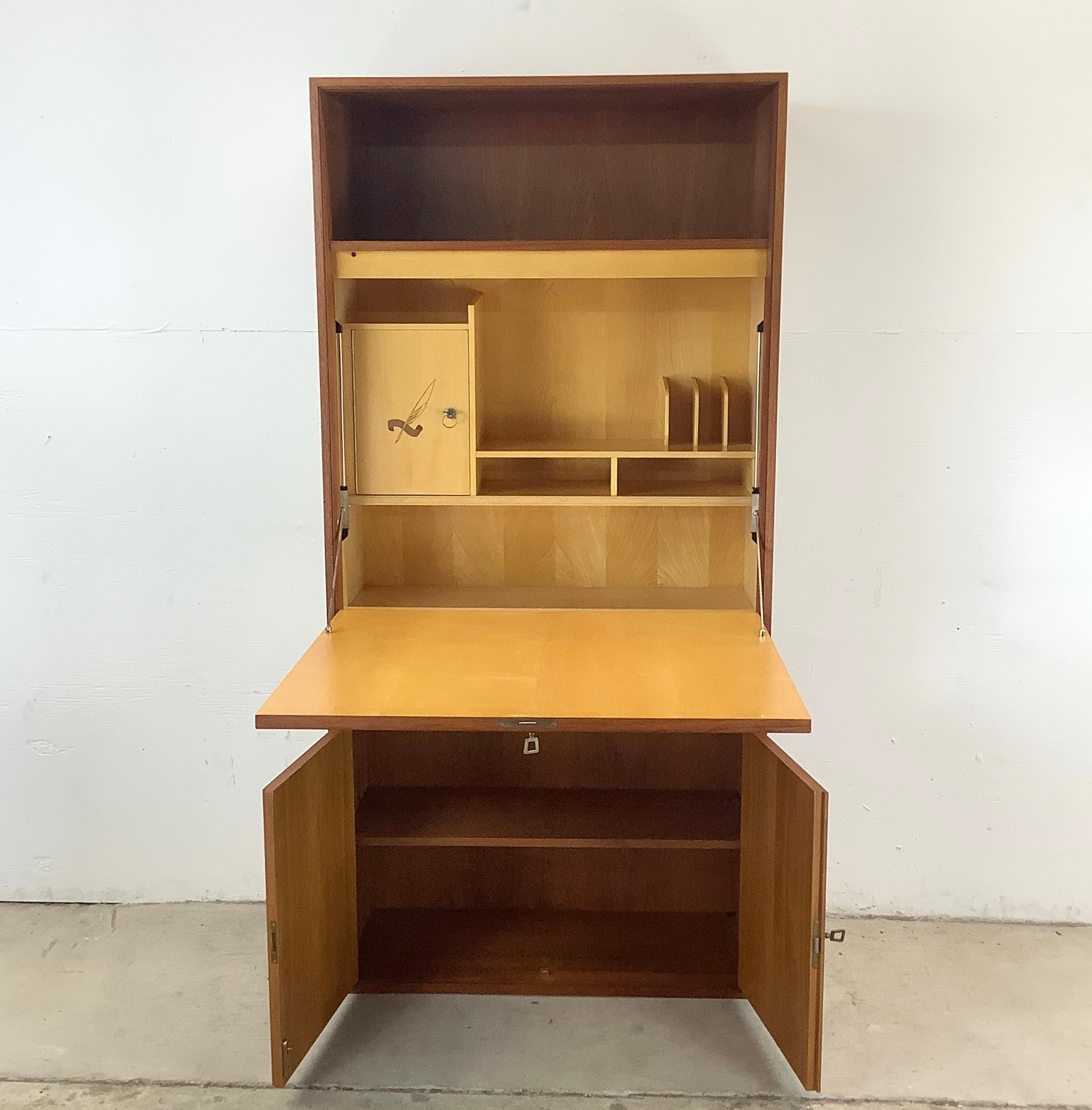 Scandinavo moderno Scrivania a ribalta in teak di metà secolo di Franz Meyer Møbel