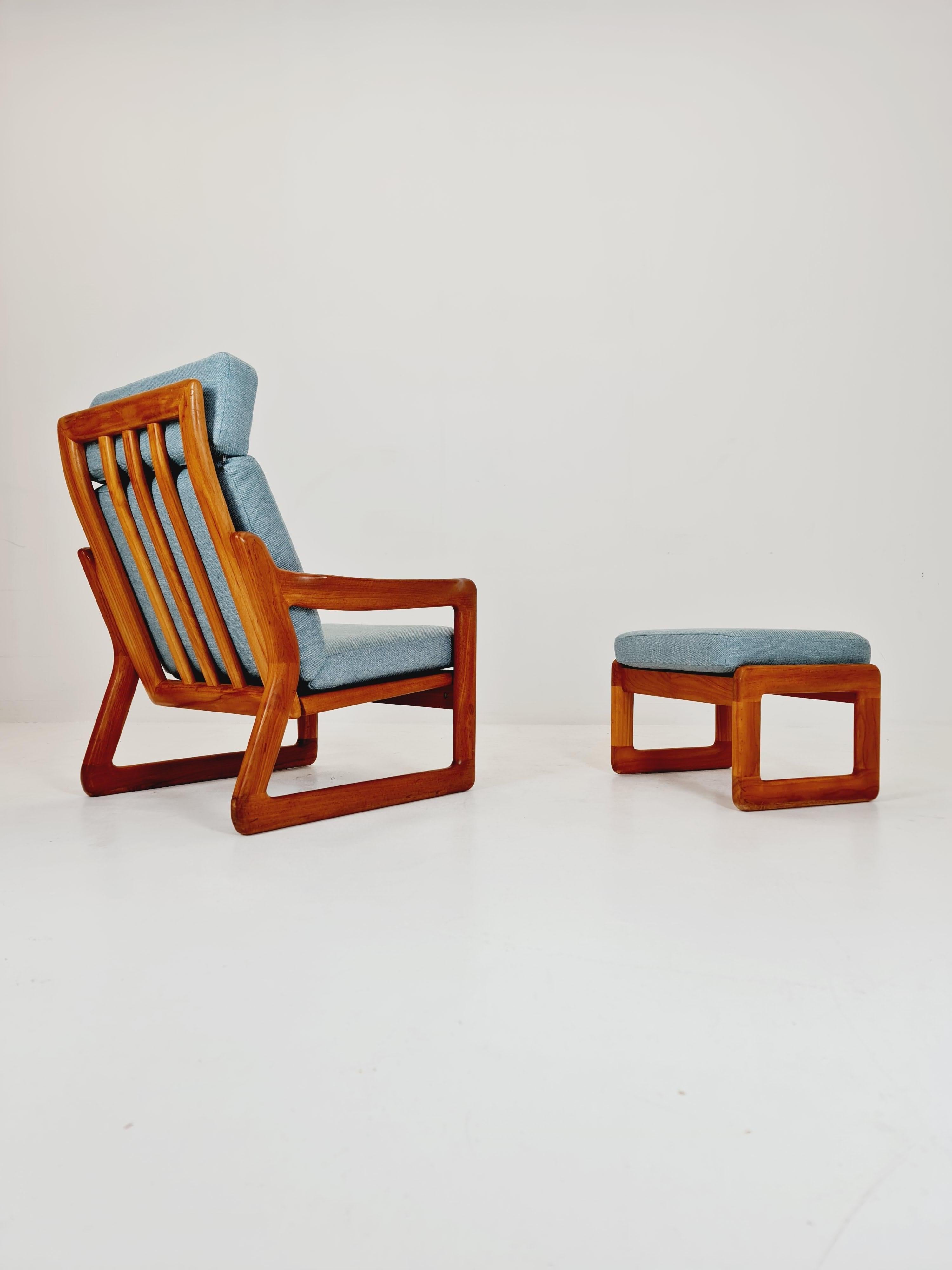 Danish Mid century teak easy lounge chairs by Komfort Möbelfabrik  , 1960s For Sale