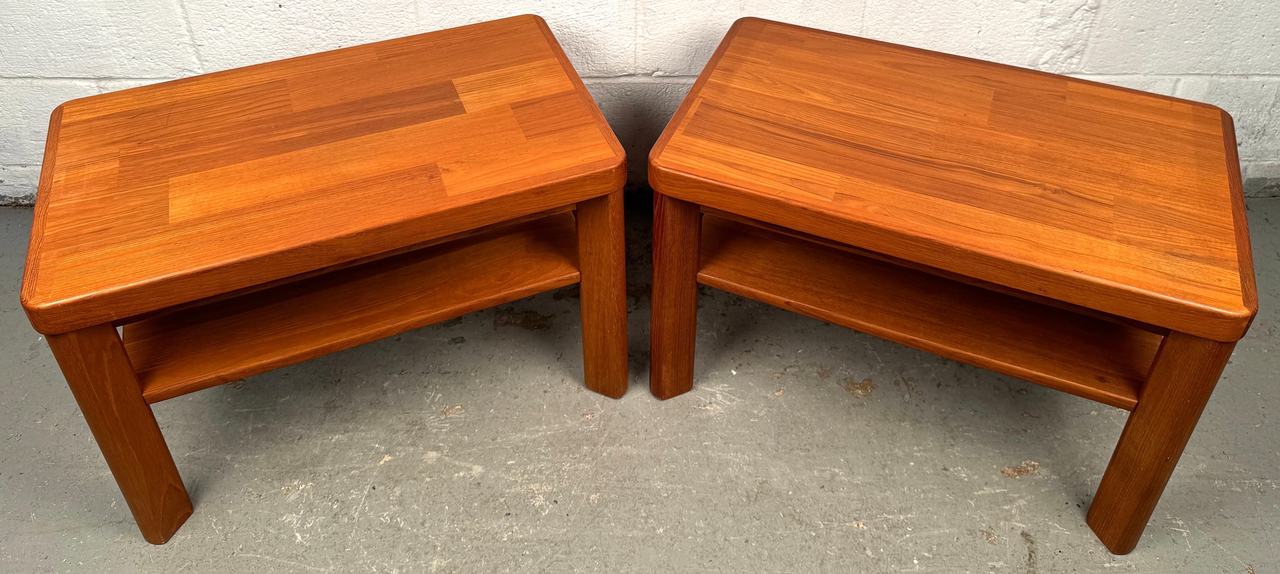 Danois Tables d'extrémité en teck du milieu du siècle par Randers of Denmark en vente