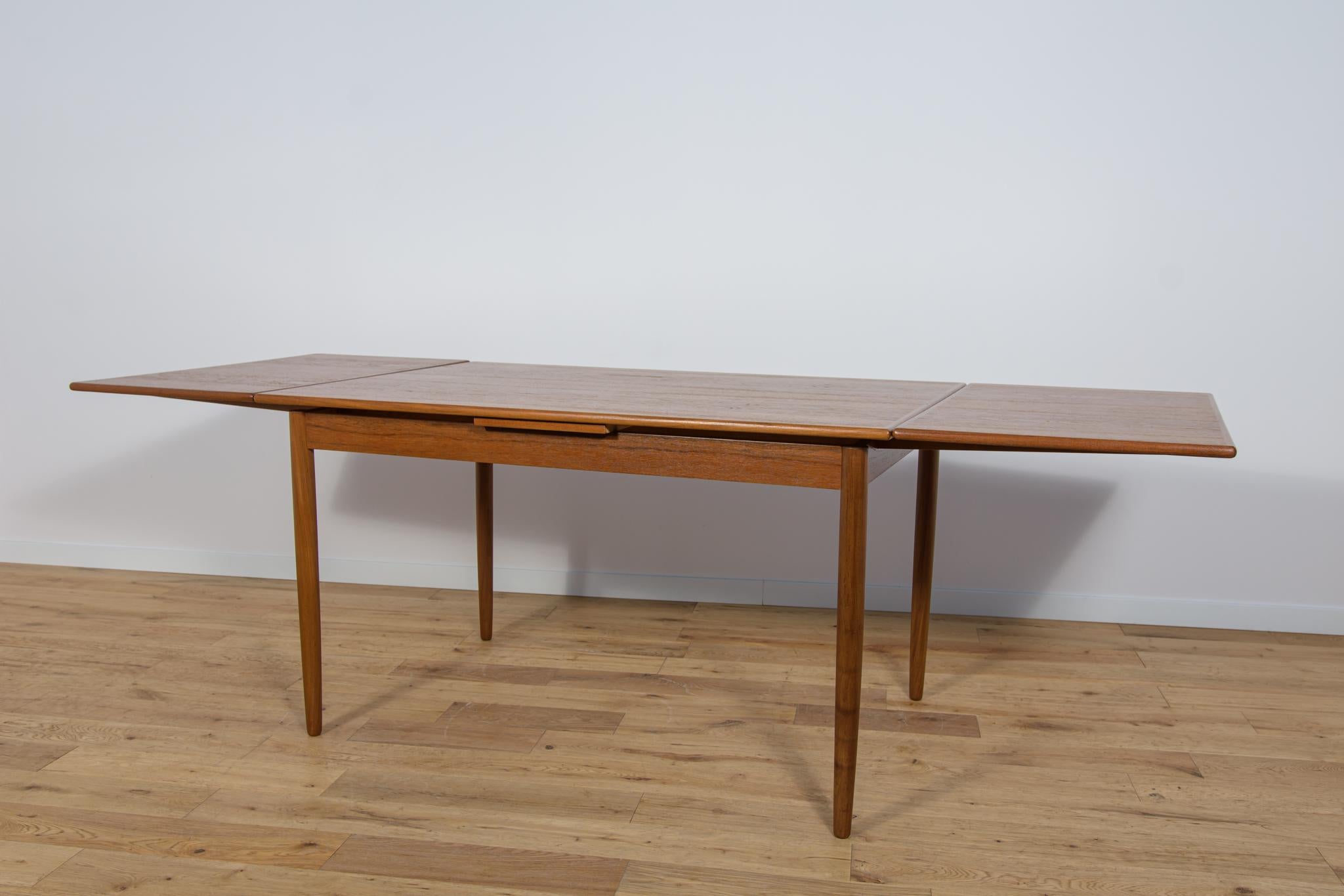 Mid Century Teak Extendable Dining Table, Denmark, 1960s For Sale 5