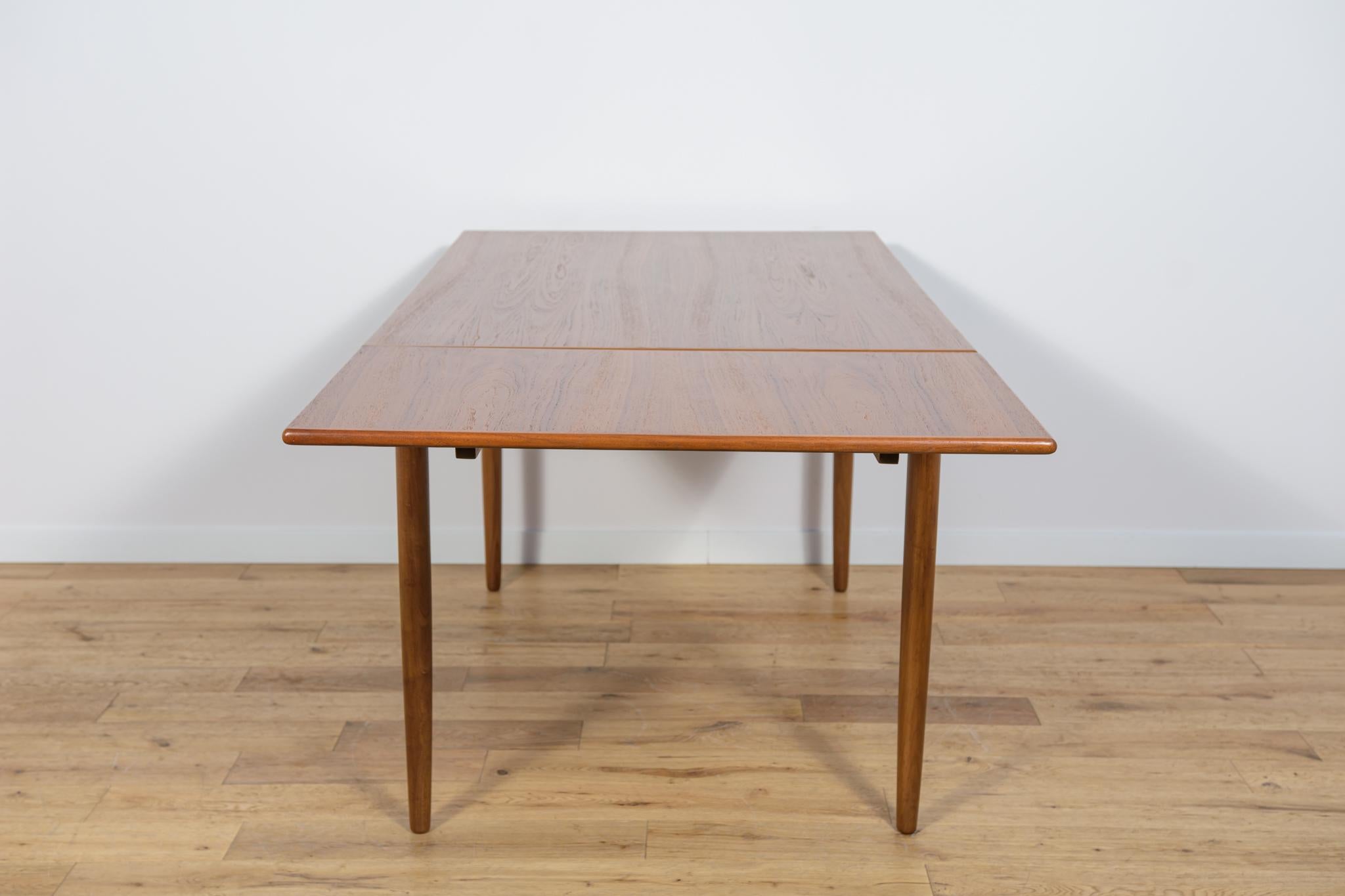 Mid Century Teak Extendable Dining Table, Denmark, 1960s For Sale 6