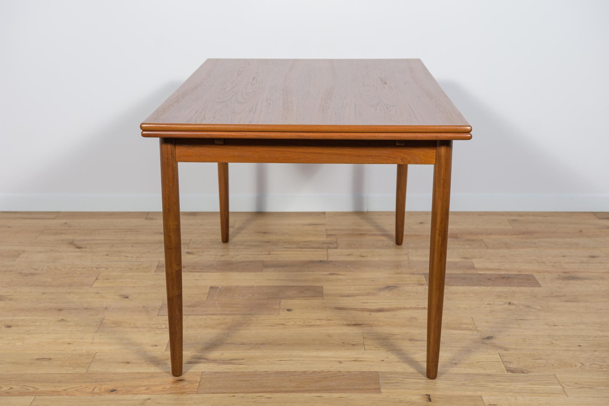 Woodwork Mid Century Teak Extendable Dining Table, Denmark, 1960s For Sale