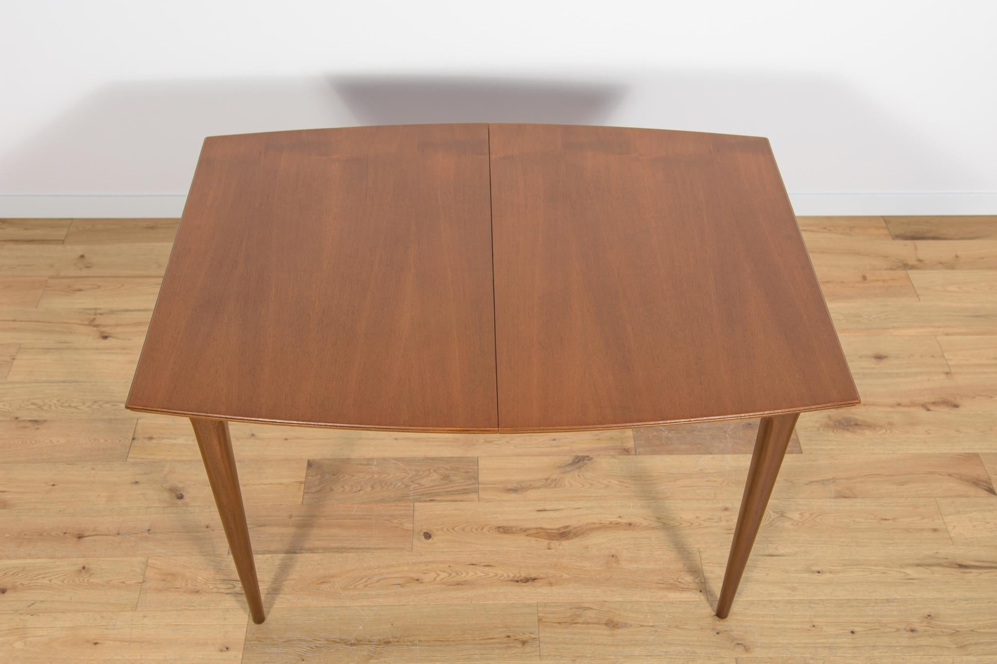 British Mid-Century Teak Extendable Dining Table from McIntosh, 1960s For Sale