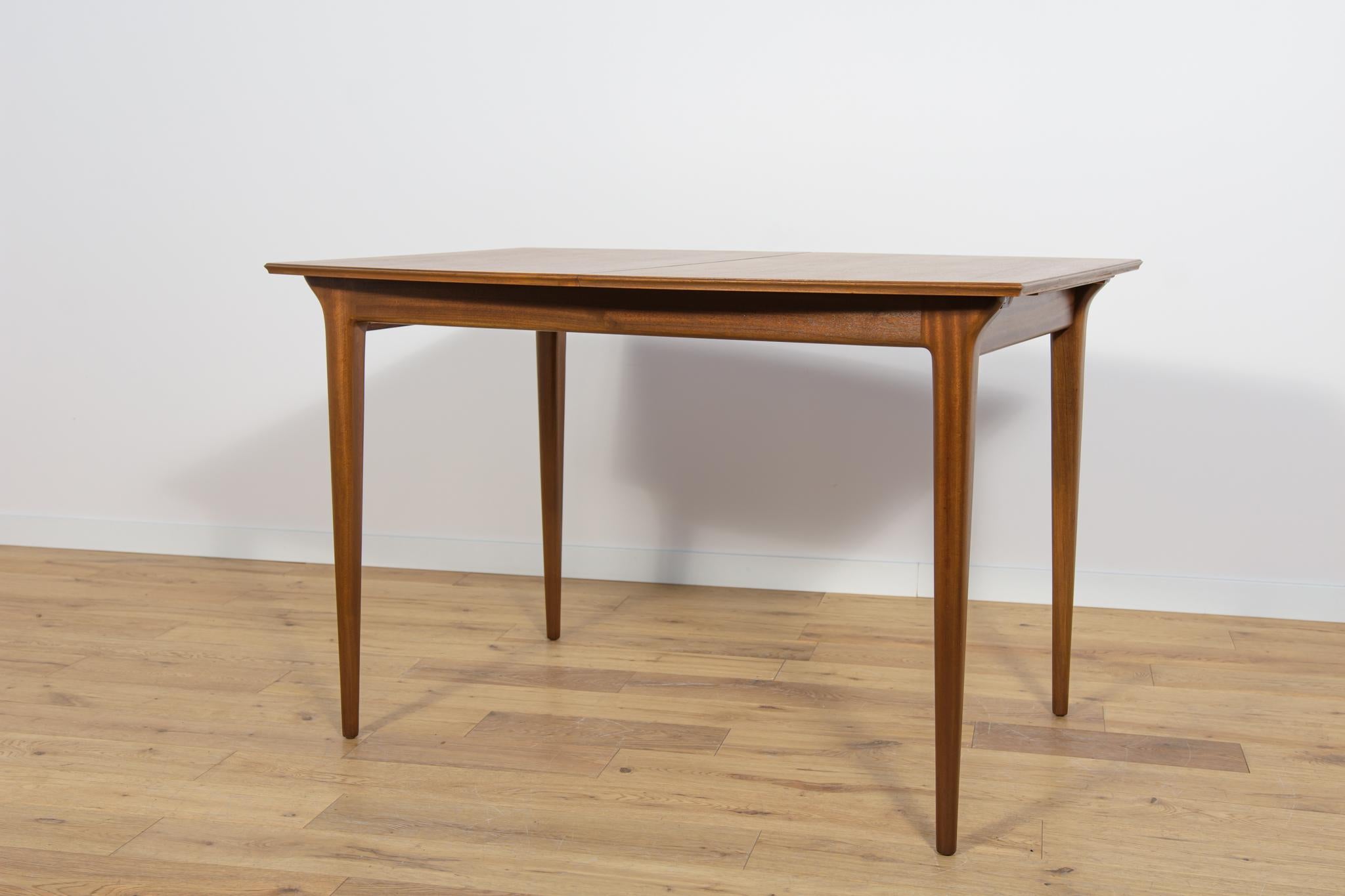 British Mid-Century Teak Extendable Dining Table from McIntosh, 1960s For Sale