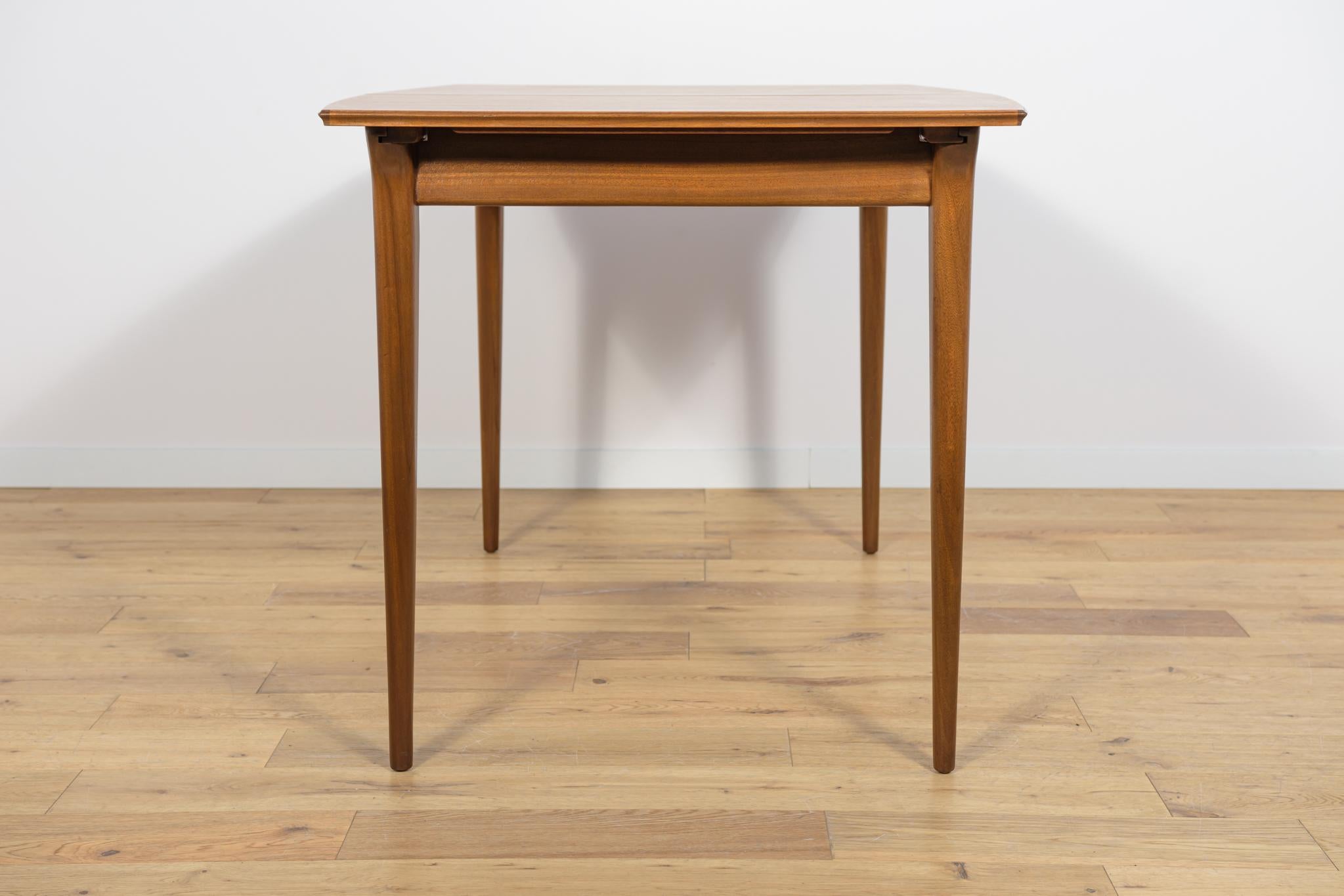 Mid-20th Century Mid-Century Teak Extendable Dining Table from McIntosh, 1960s For Sale