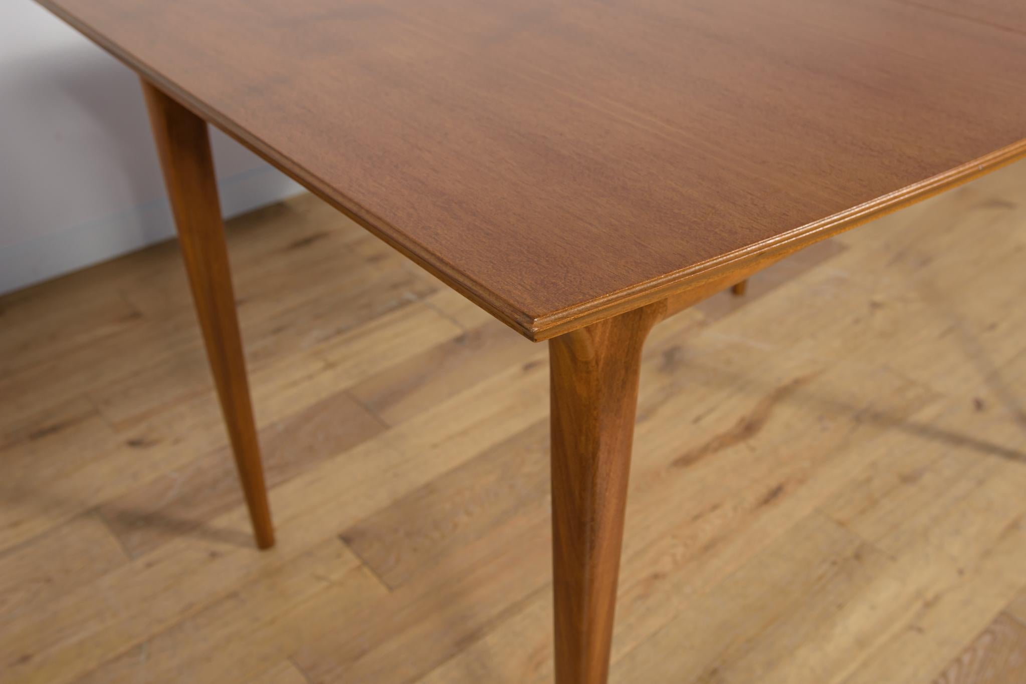 Mid-Century Teak Extendable Dining Table from McIntosh, United Knigdom, 1960s For Sale 6