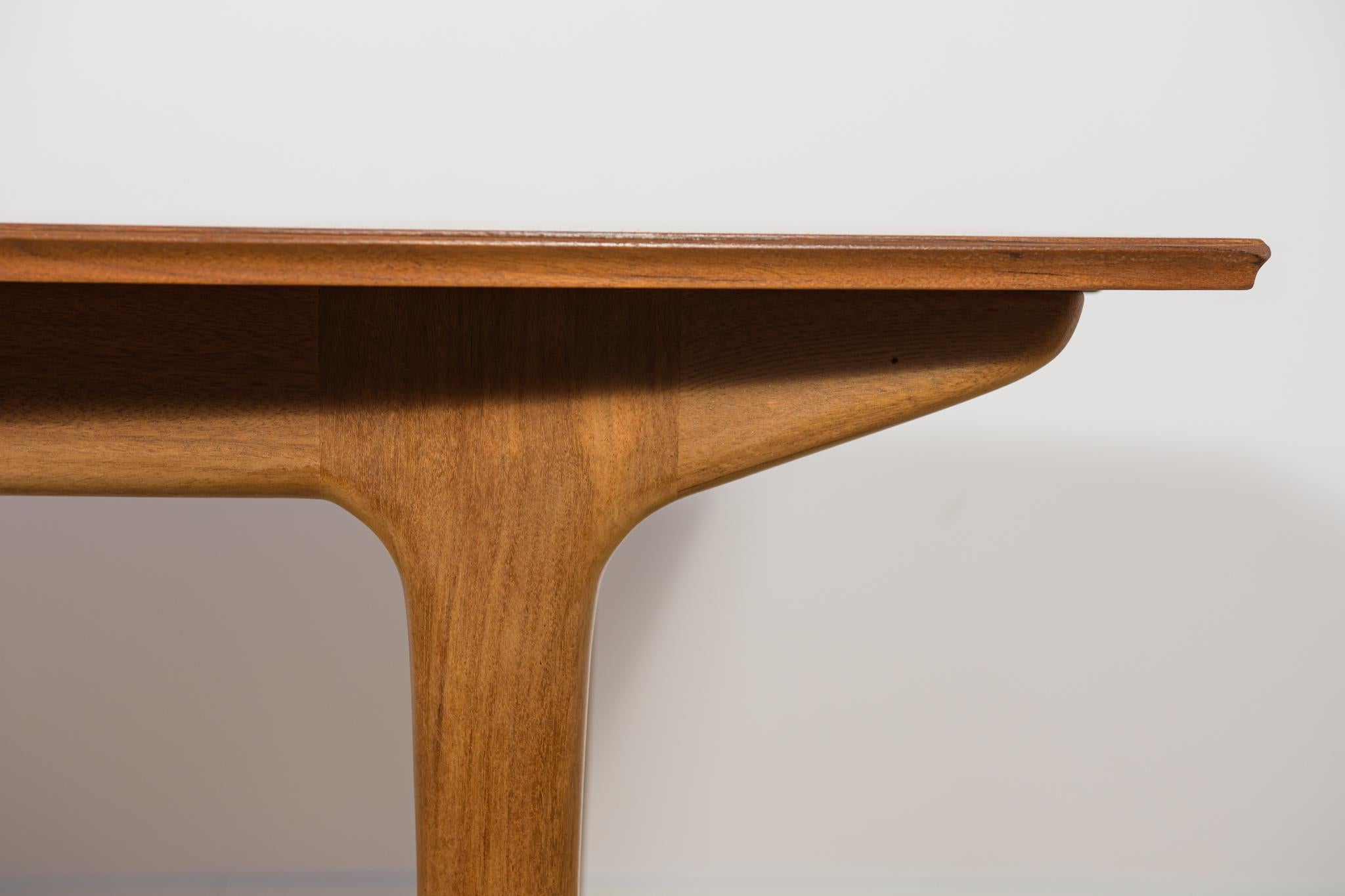 Mid-Century Teak Extendable Dining Table from McIntosh, United Knigdom, 1960s For Sale 9