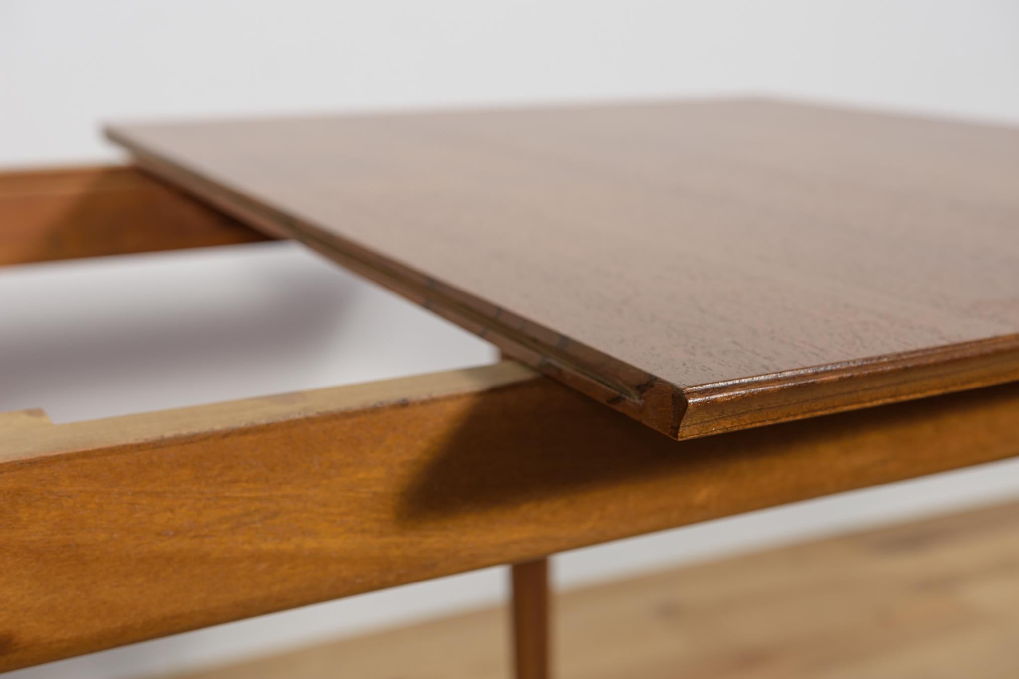 Mid-Century Teak Extendable Dining Table from McIntosh, United Knigdom, 1960s For Sale 11