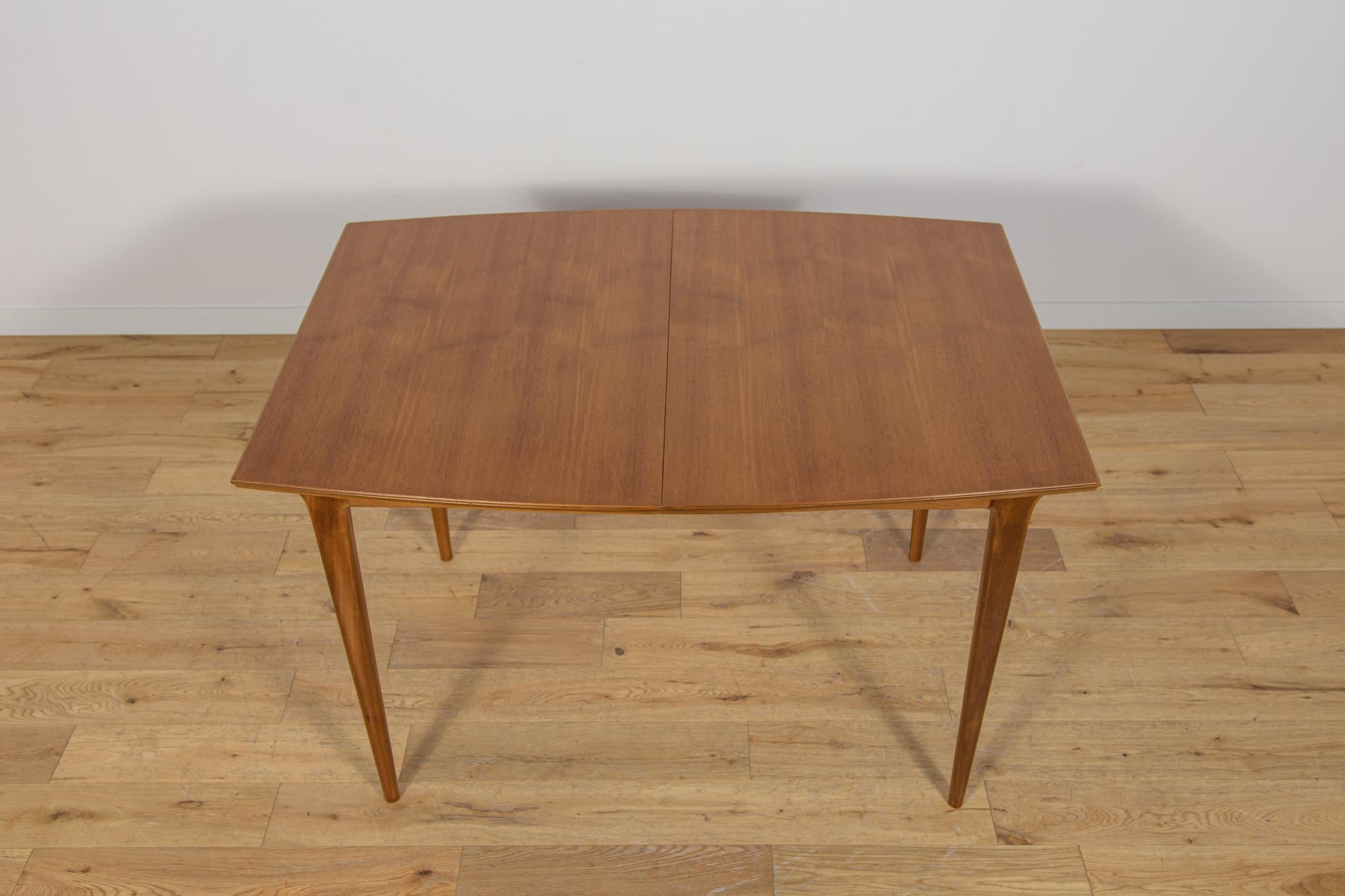Mid-Century Modern Mid-Century Teak Extendable Dining Table from McIntosh, United Knigdom, 1960s For Sale