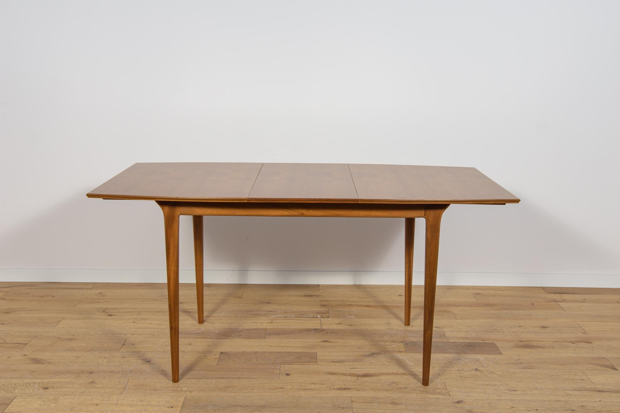 Mid-20th Century Mid-Century Teak Extendable Dining Table from McIntosh, United Knigdom, 1960s For Sale