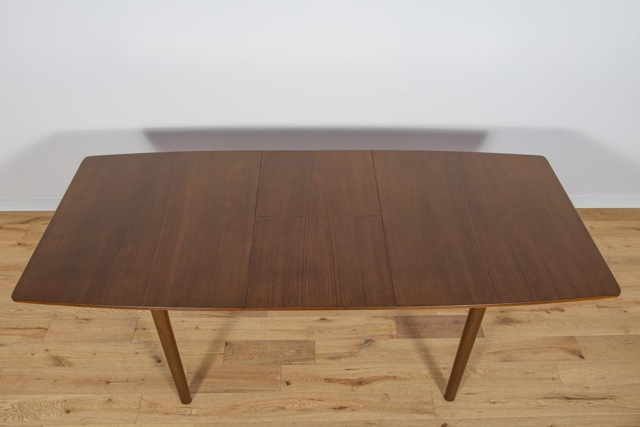 Mid-Century Teak Extendable Dining Table from McIntosh, United Knigdom, 1960s For Sale 2