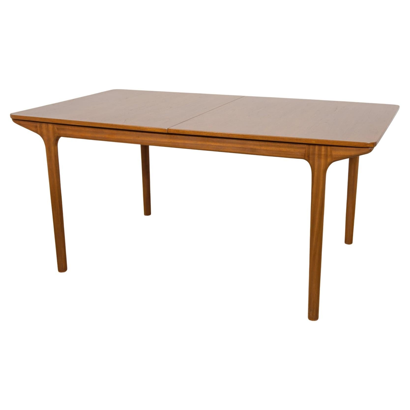 Mesa de comedor extensible de teca de mediados de siglo de McIntosh, Reino Unido, años 60