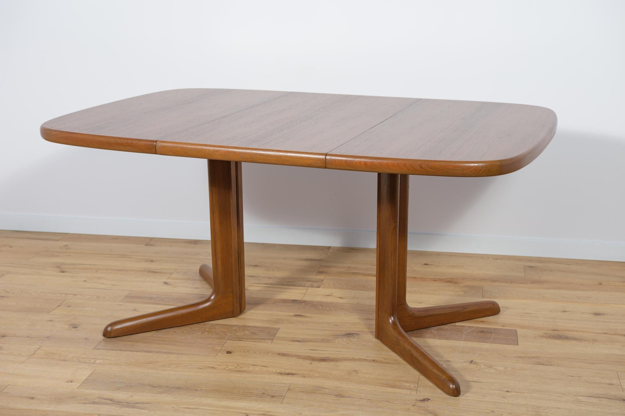 Mid-Century Teak Extendable Dining Table from Skovby Mobelfabrik, 1960s For Sale 1