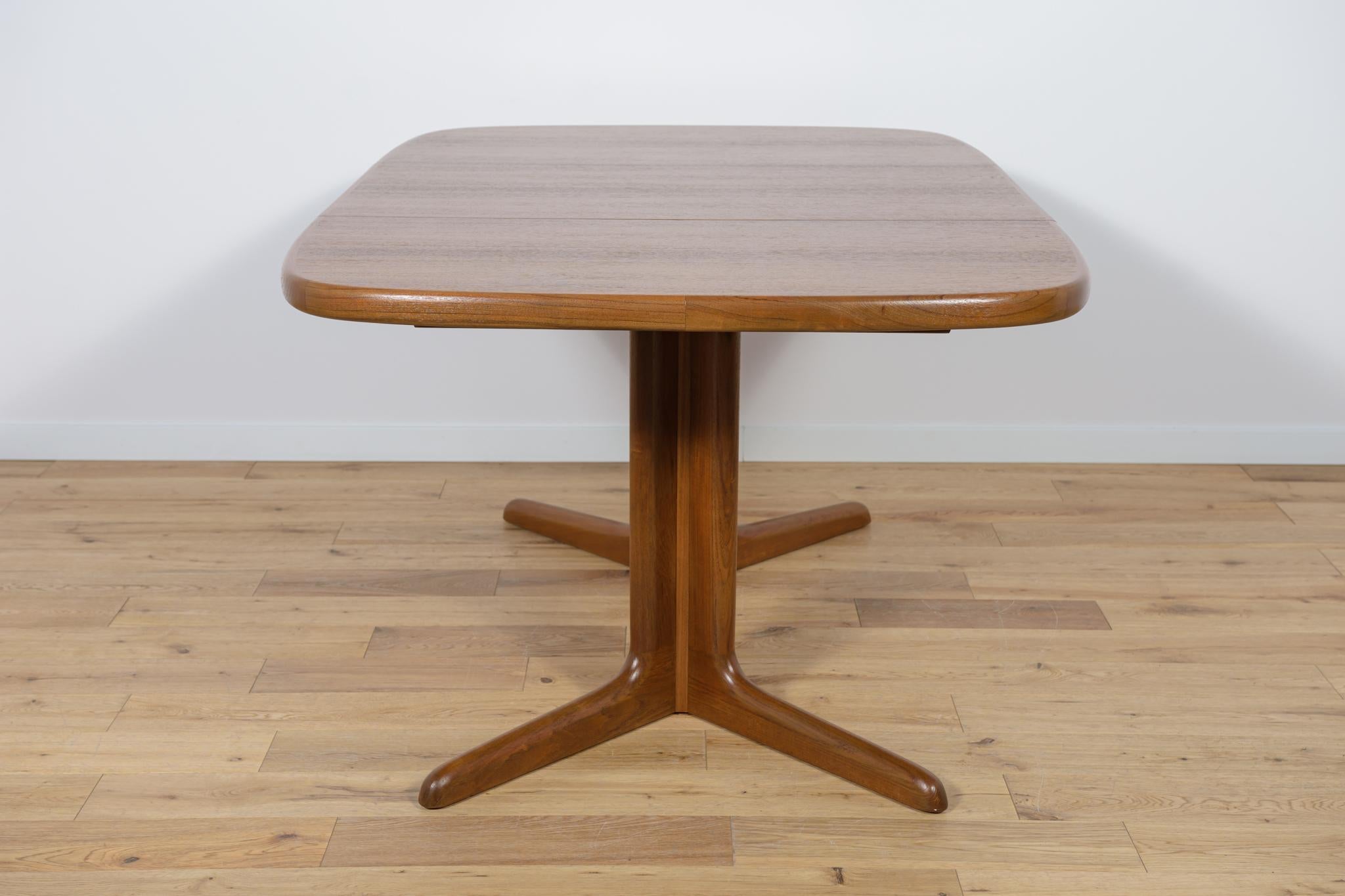 Mid-Century Teak Extendable Dining Table from Skovby Mobelfabrik, 1960s For Sale 3