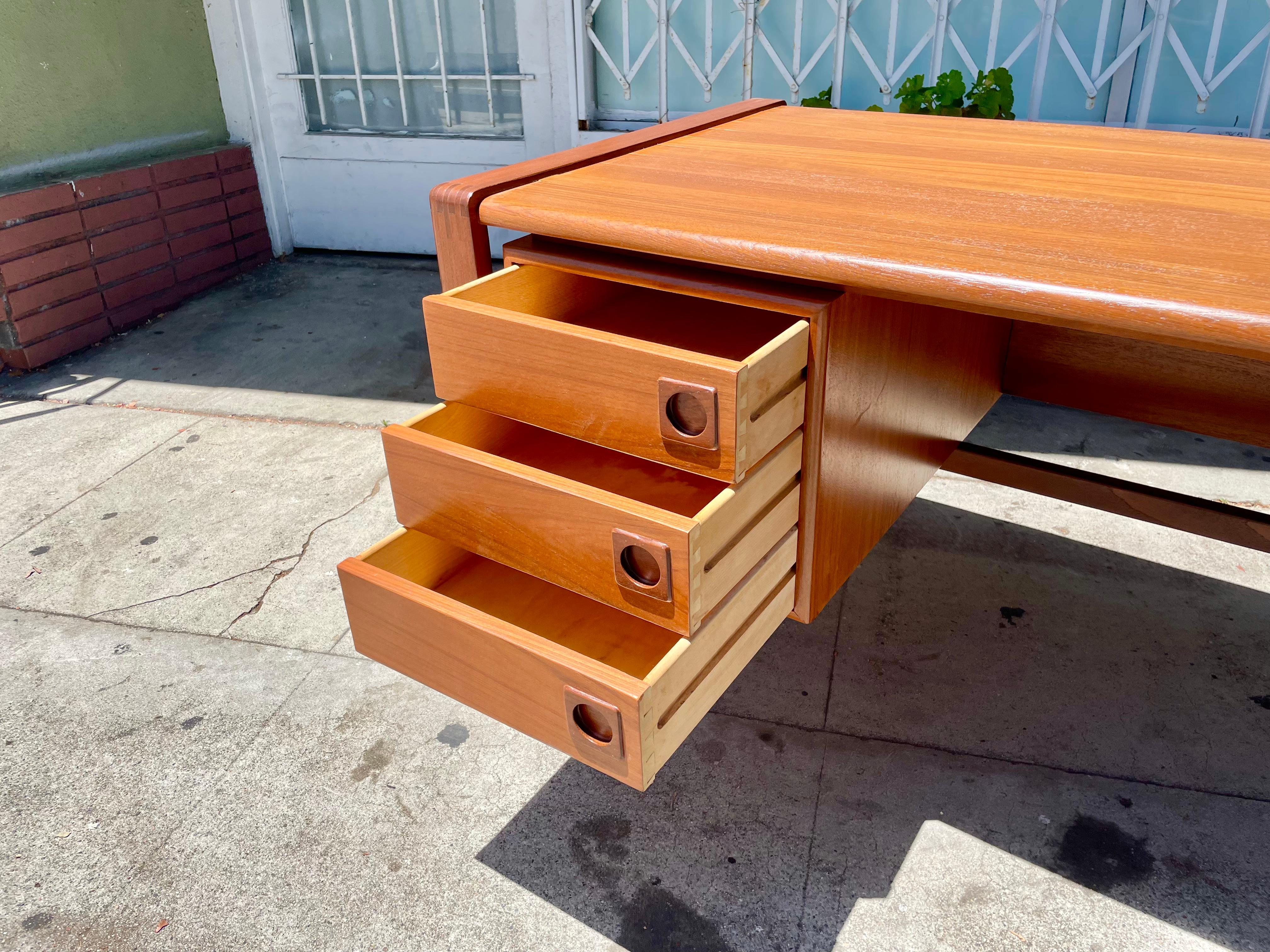 Mid Century Teak Floating Top Executive Desk by H.P Hansen 6