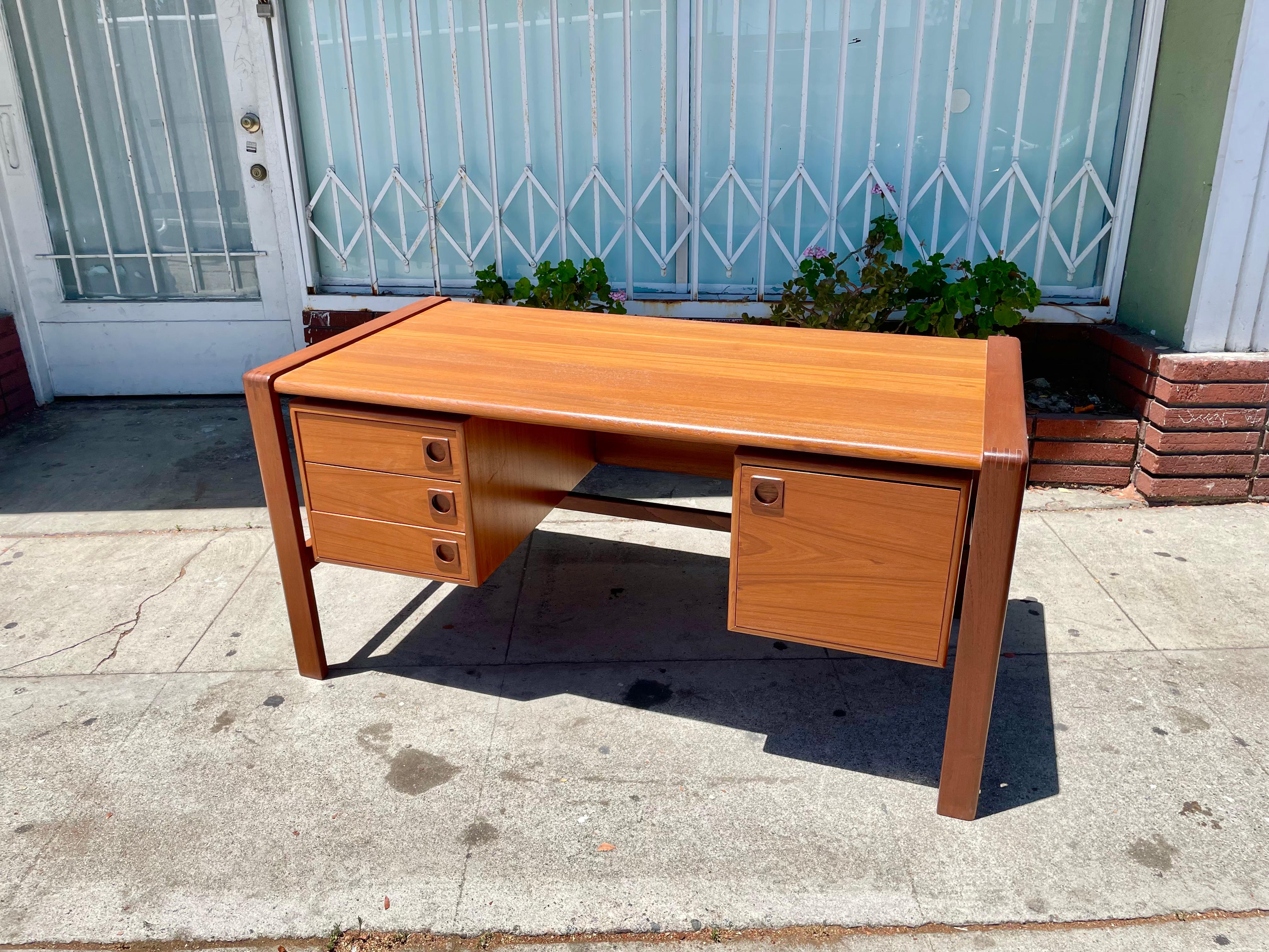 Mid-20th Century Mid Century Teak Floating Top Executive Desk by H.P Hansen