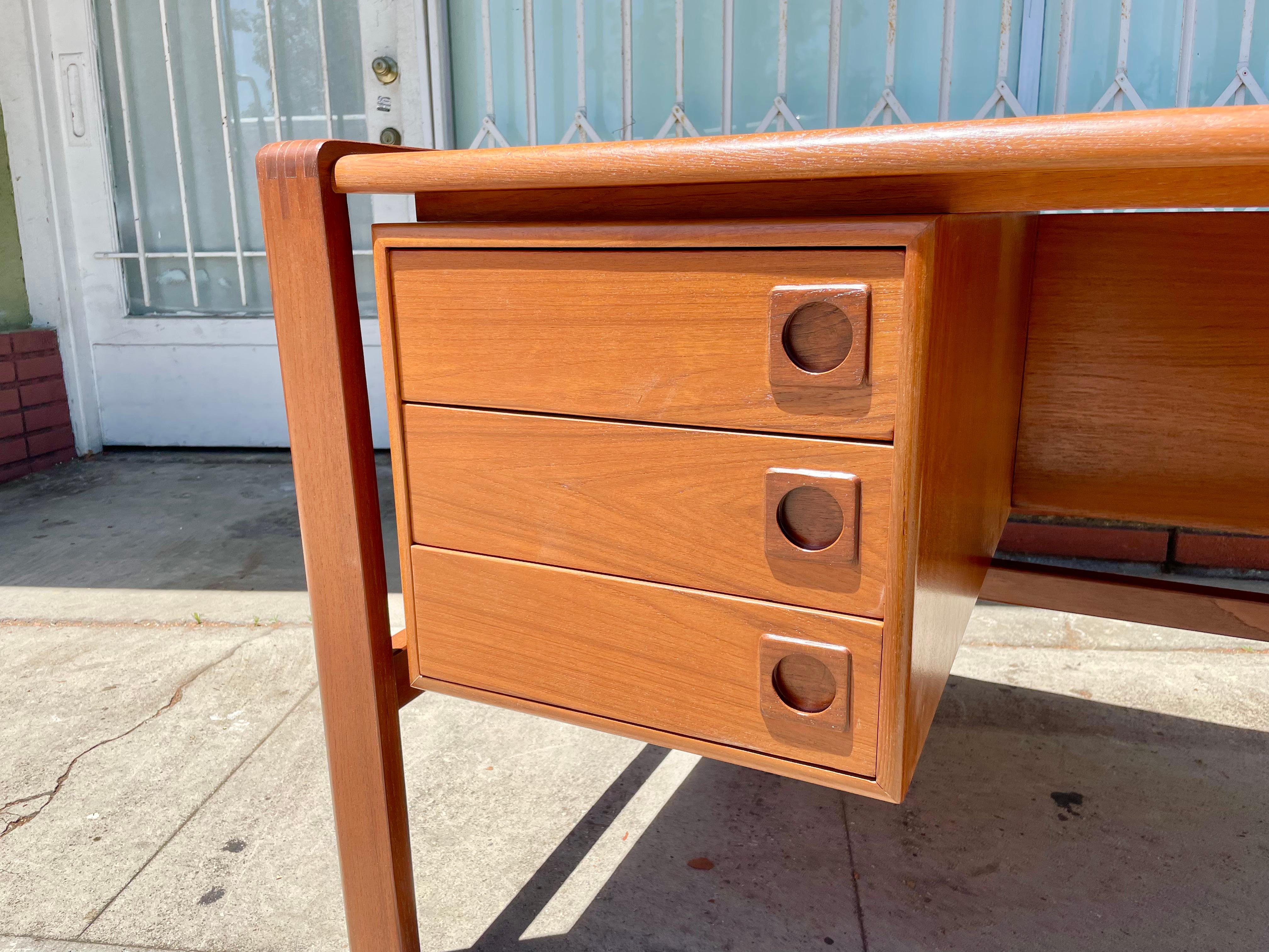 Mid Century Teak Floating Top Executive Desk by H.P Hansen 1