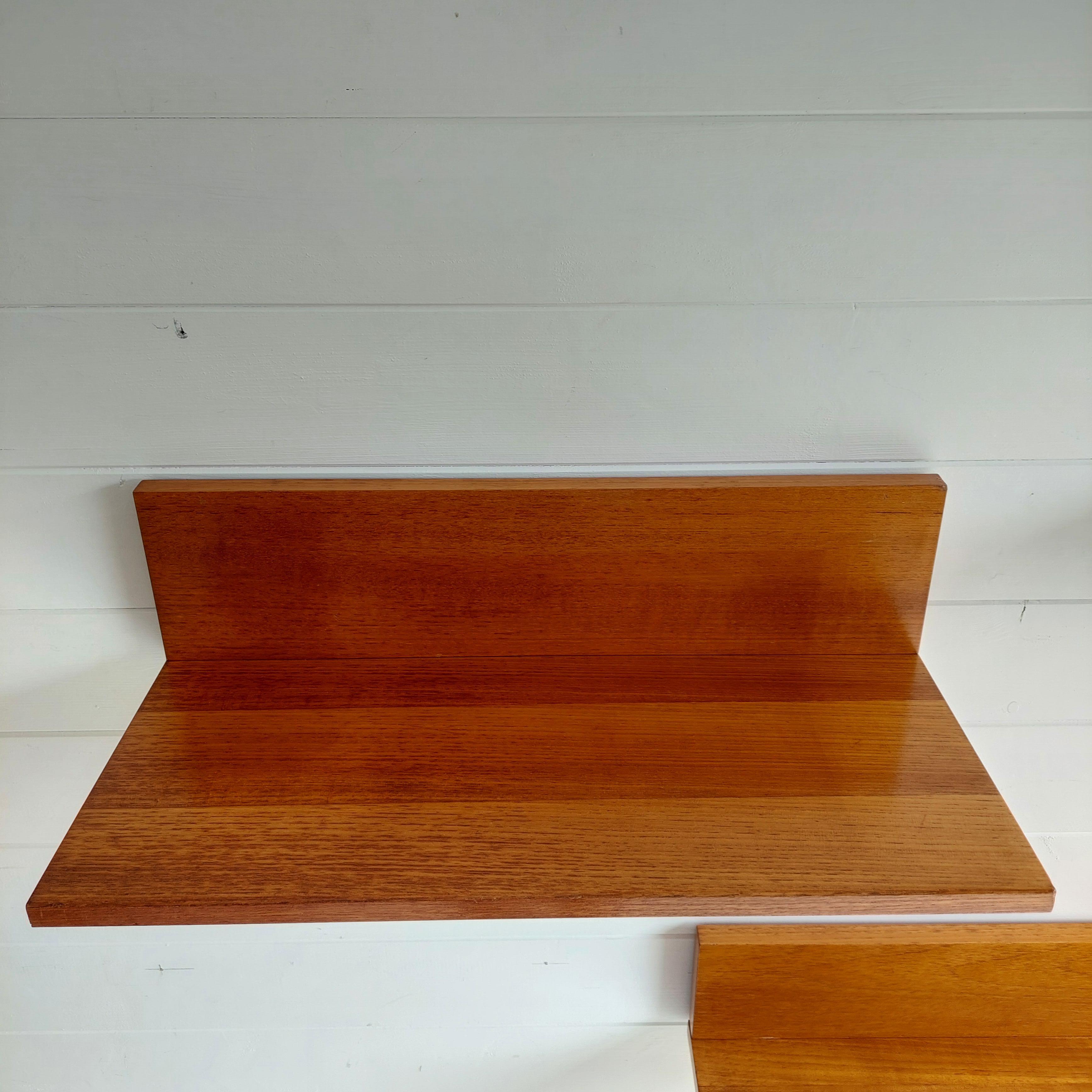Mid century Teak floating wall shelf shelves  Beaver and Tapley 70s, set of 3 6